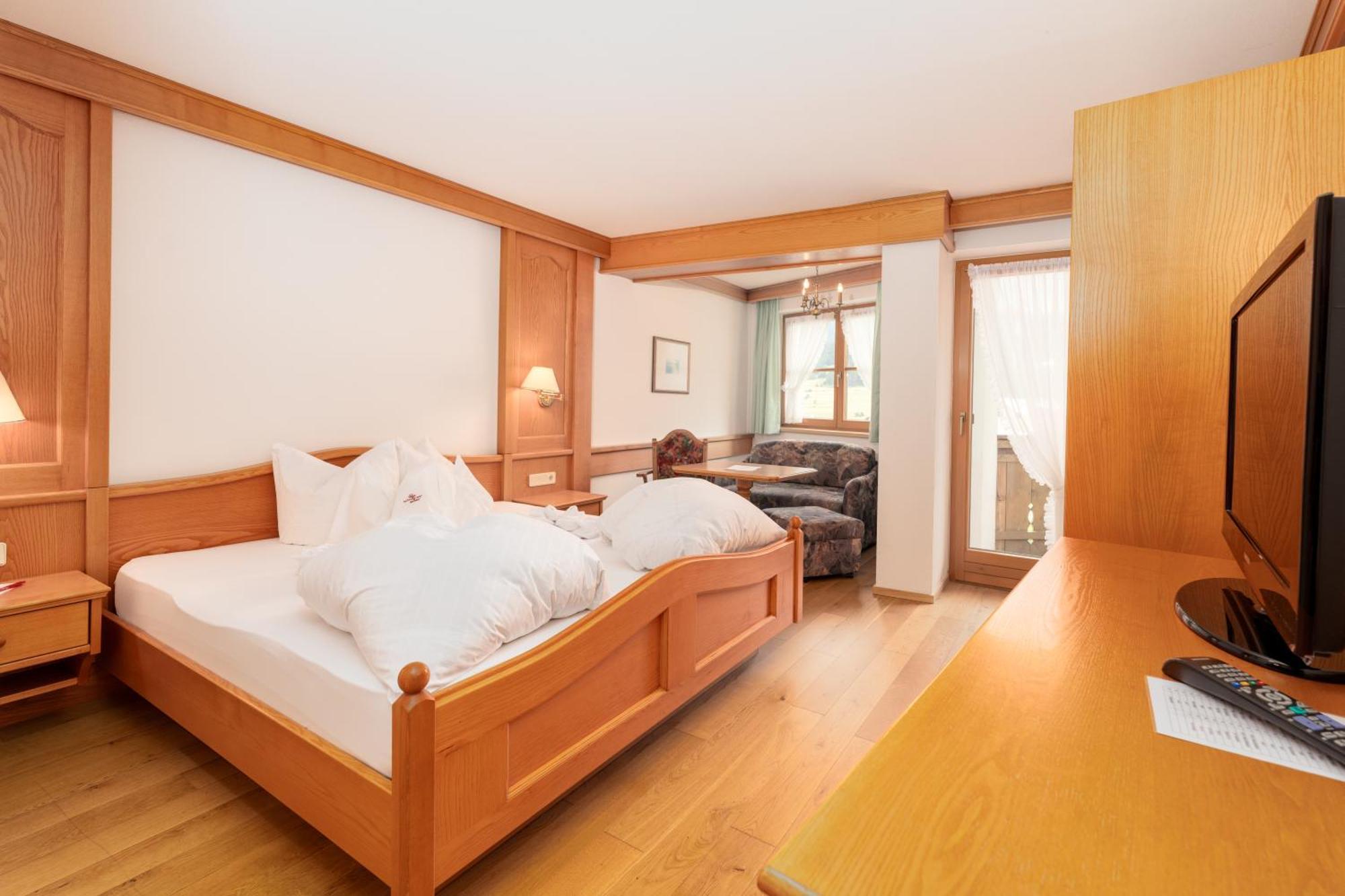 Large Double Room