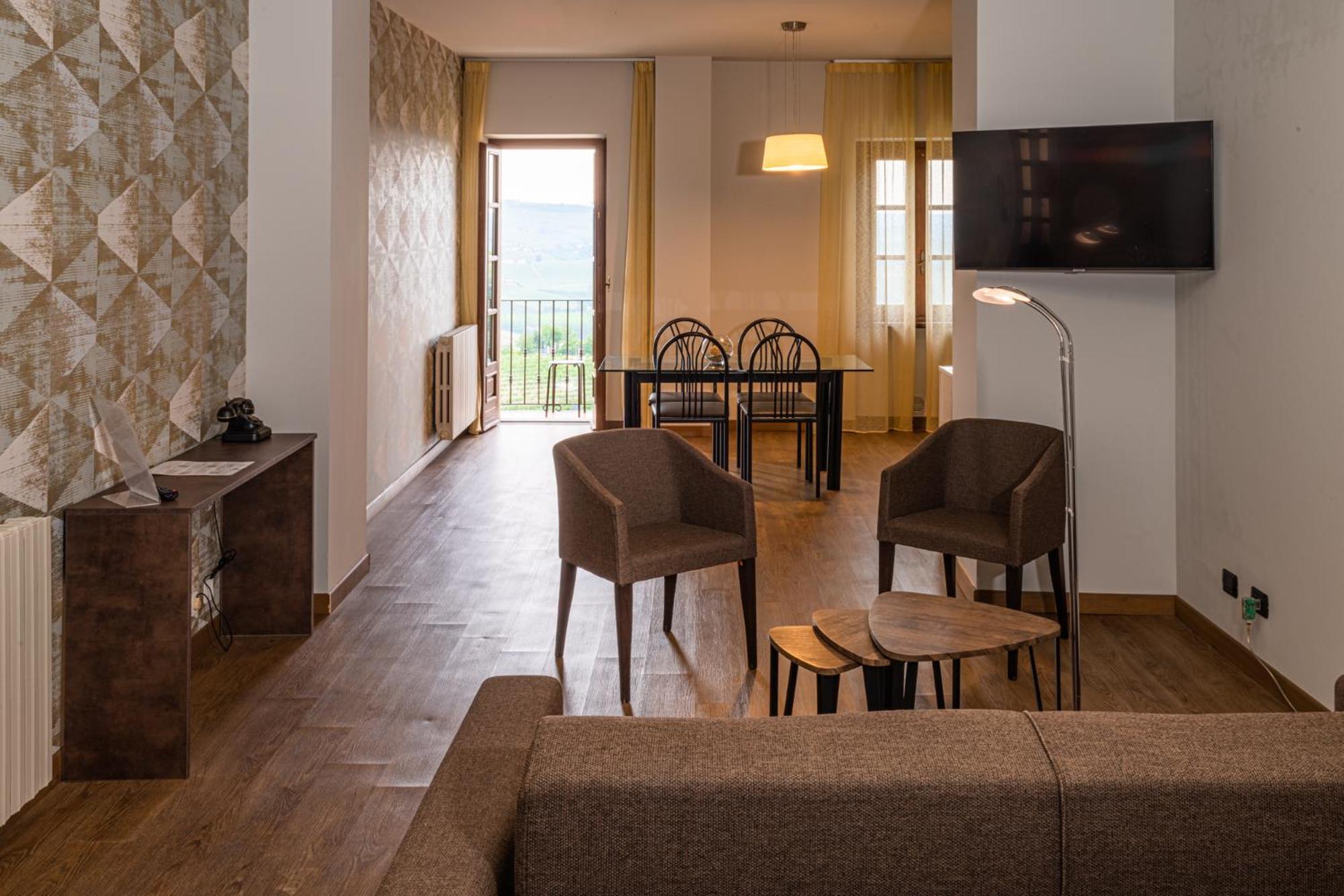 Suite View Annex