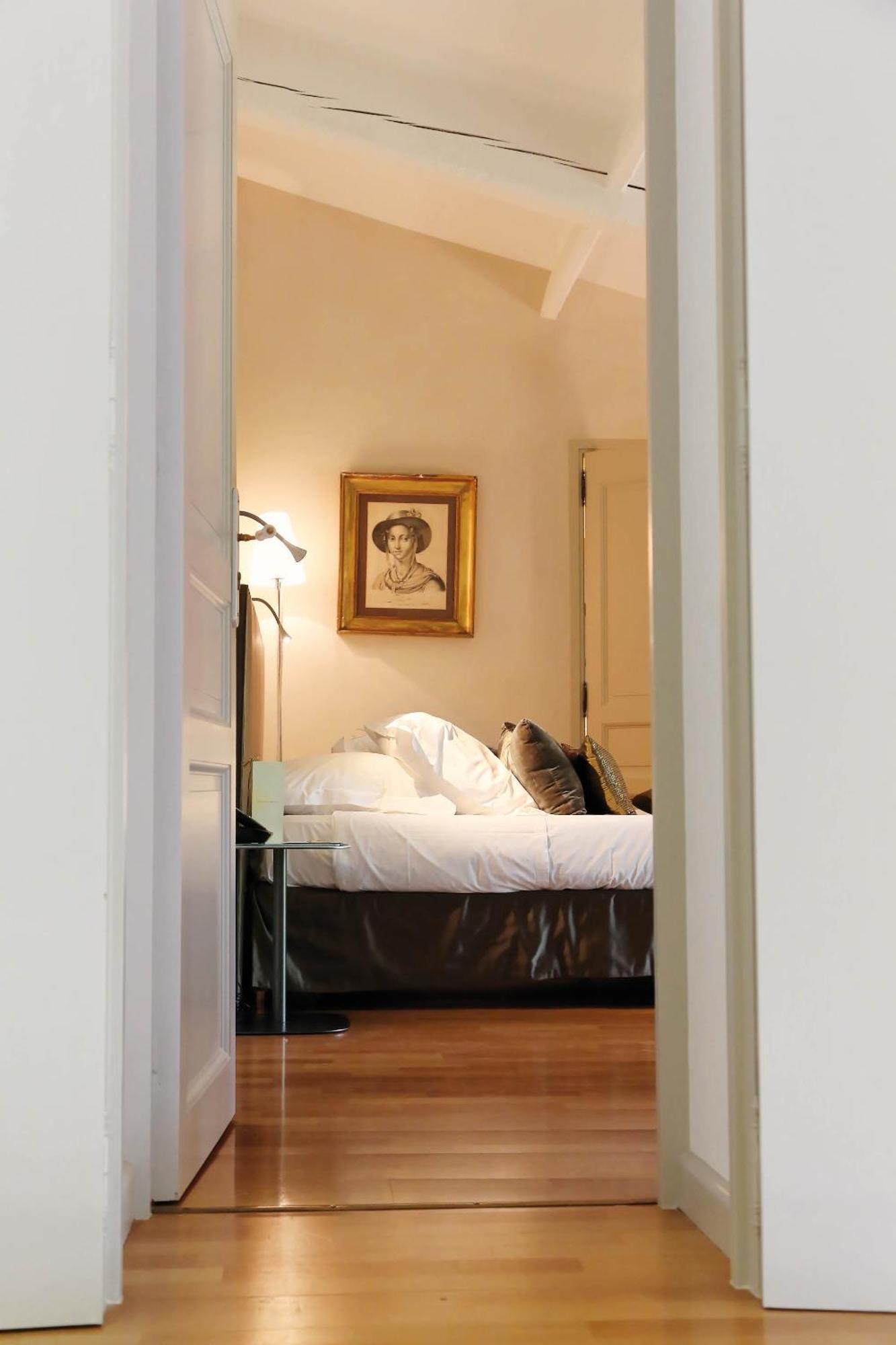 Superior Family Room,1557320590:JPEG