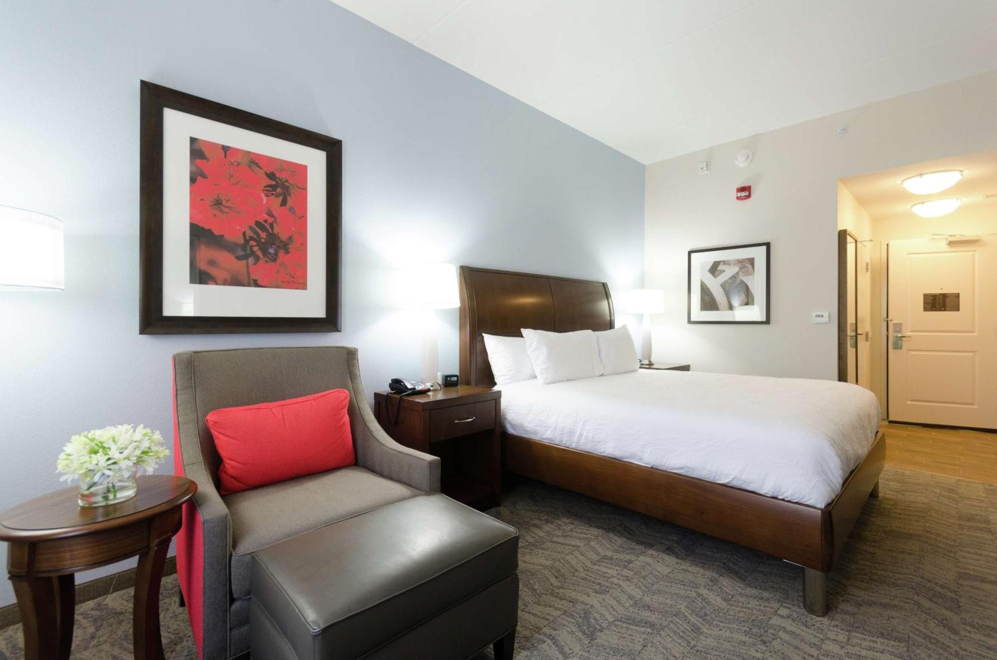 King Room with Sofa Bed - Non-Smoking