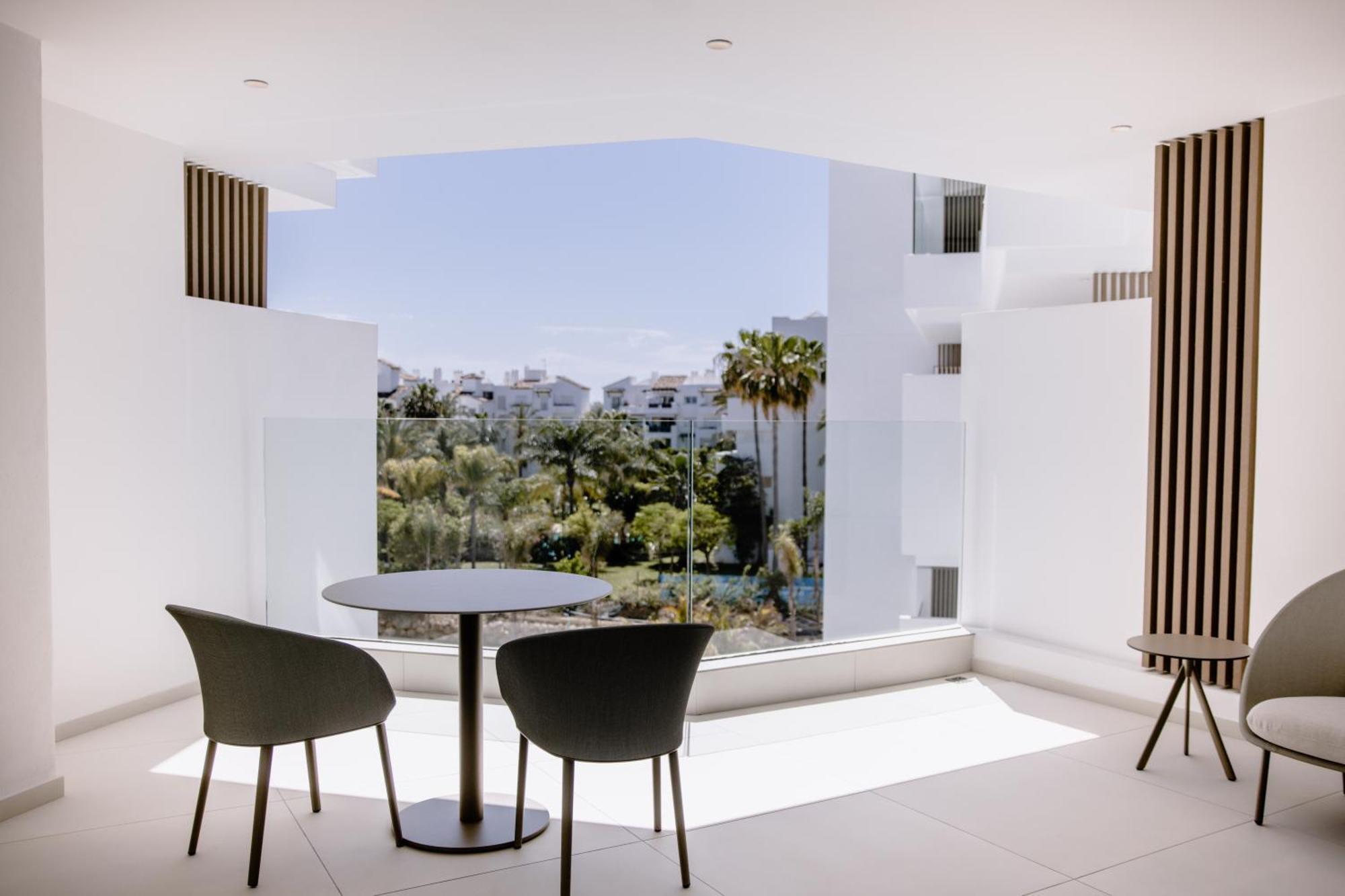 Ecksuite mit Gartenblick