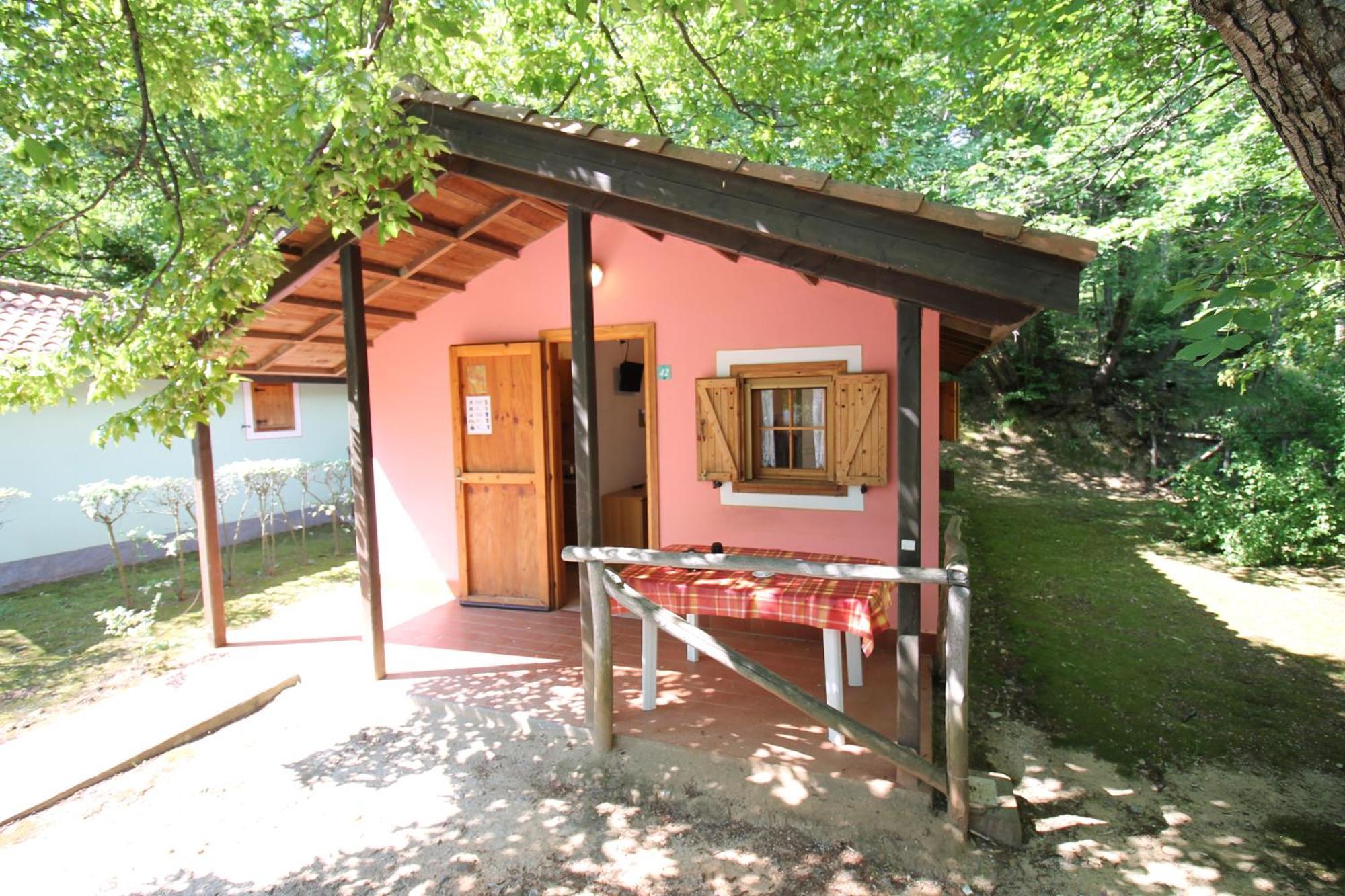 Two-Bedroom Bungalow,450508053:JPEG