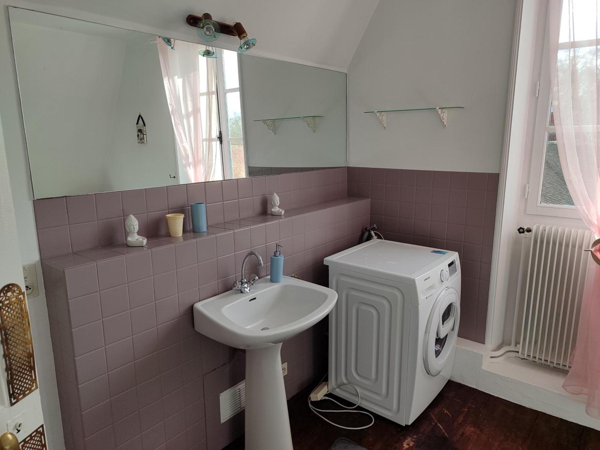 Chambre Double Deluxe (2 Adultes + 1 Enfant)
