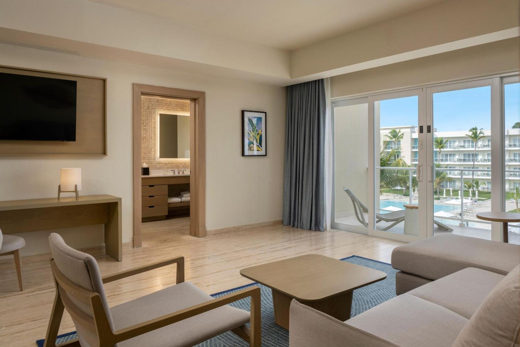 Suite Puntacana 1 Bedroom Suite 1 King Beachfront