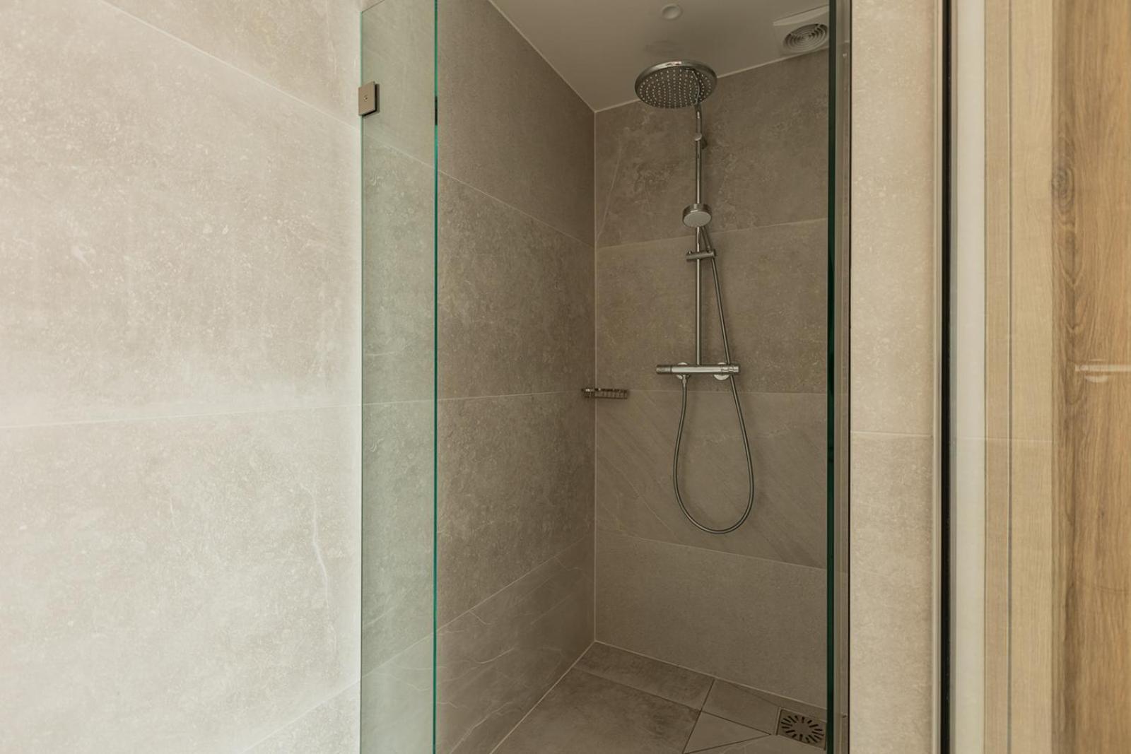 Apartment Shower