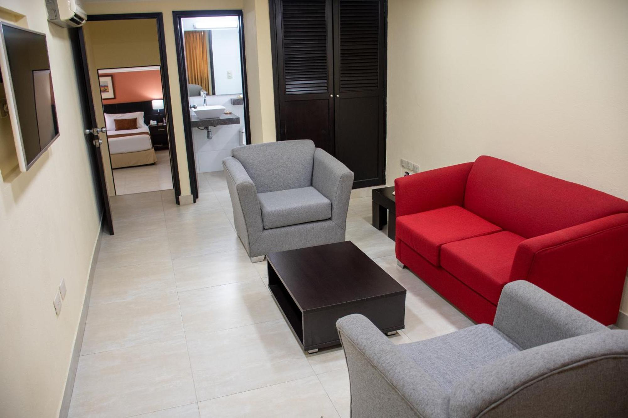 Senior Suite
