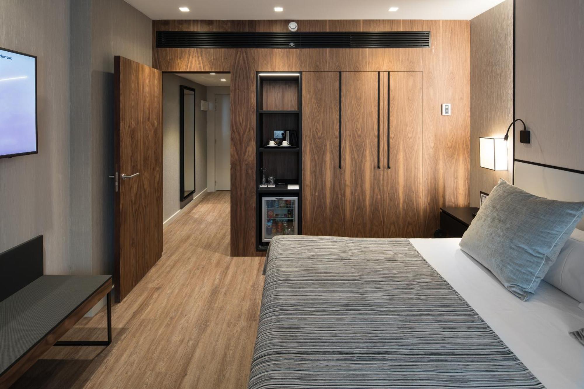 Superior Room City View