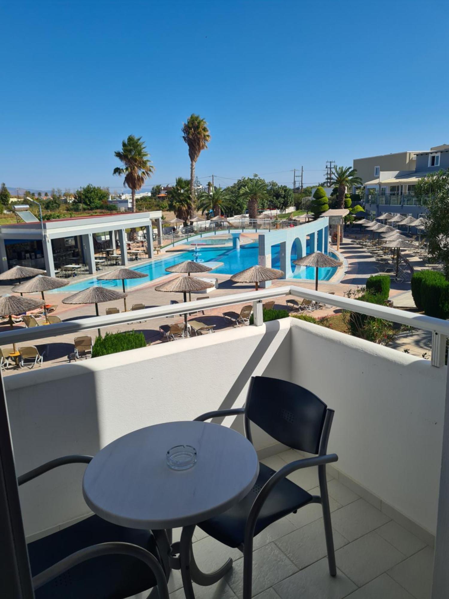 Camera Familiare con Balcone