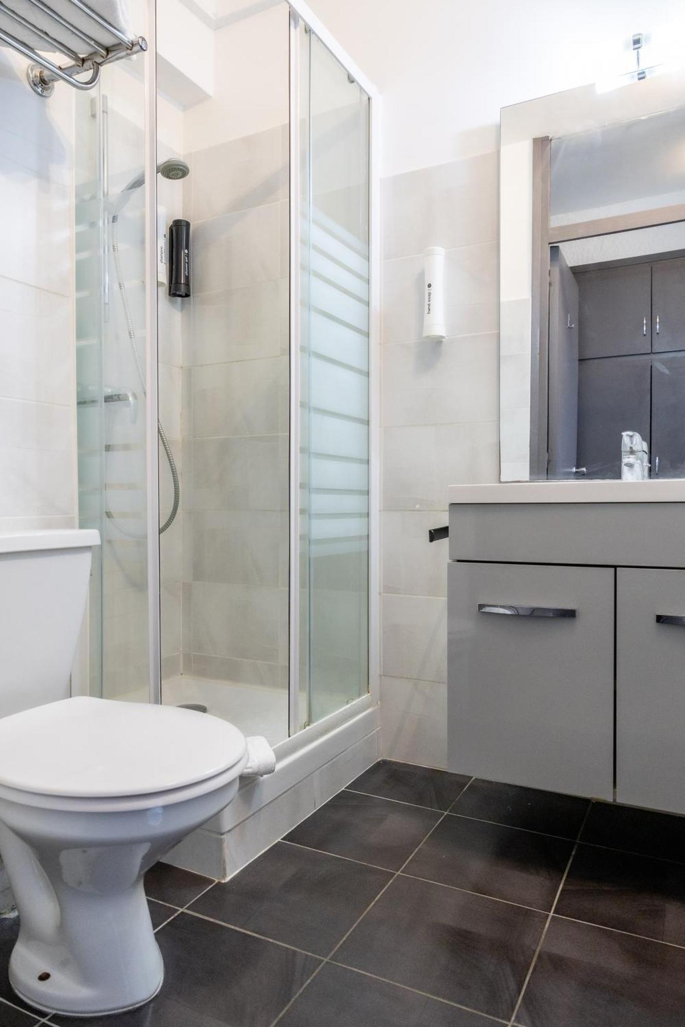 Family triple room