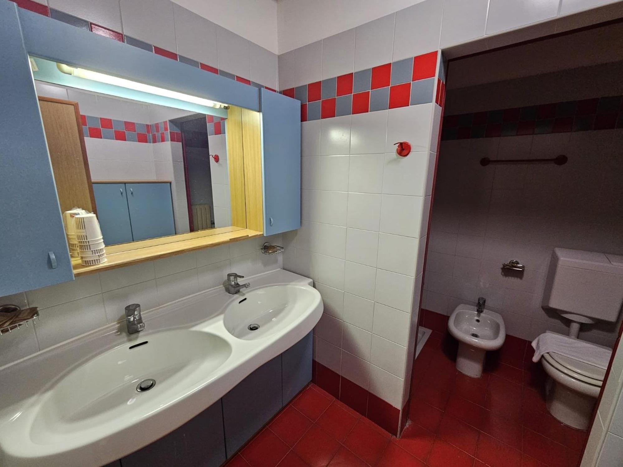 Basic Triple Room,1572774551:JPEG