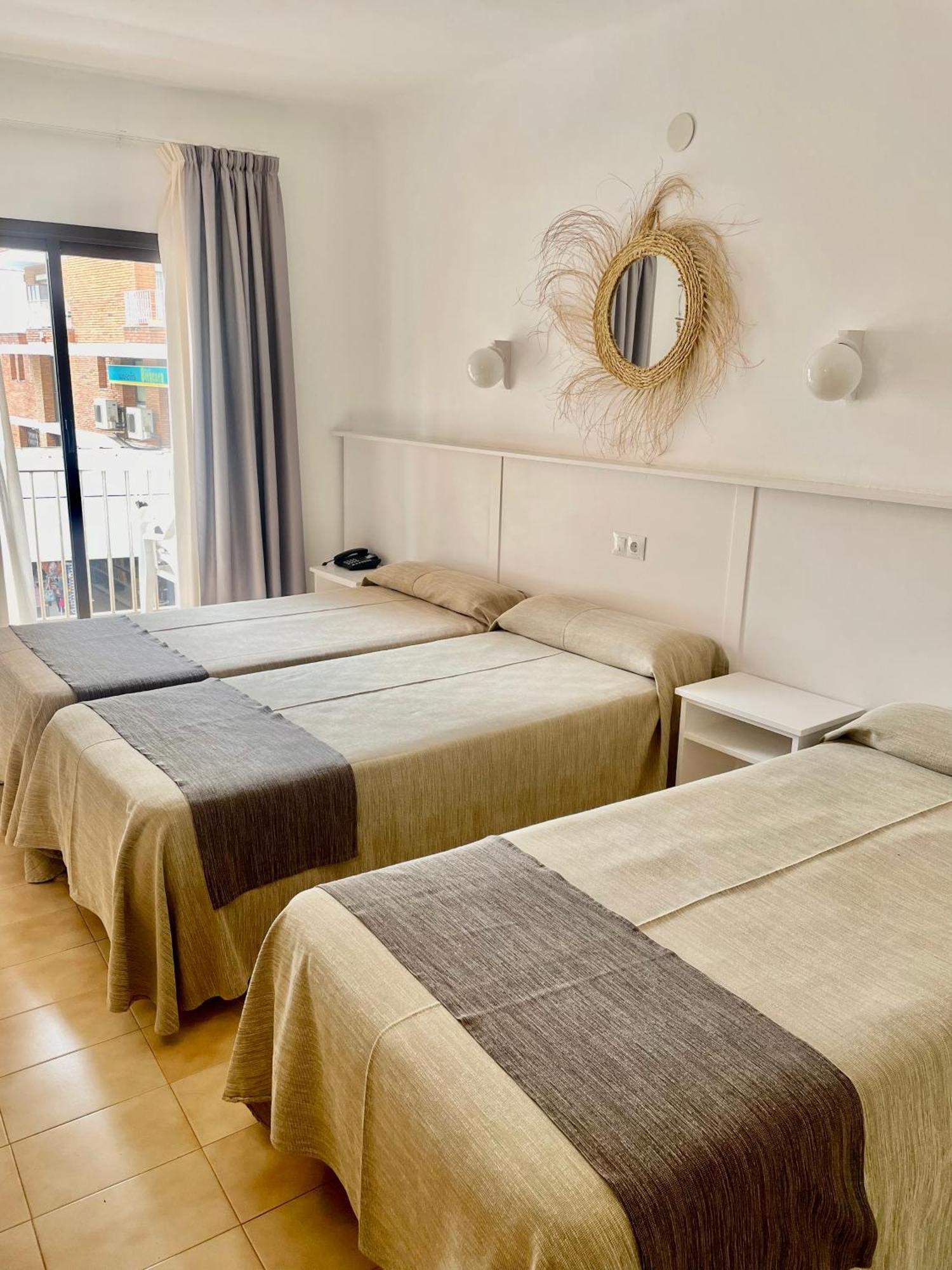 Tweepersoonskamer met Extra Bed (3 Volwassenen)