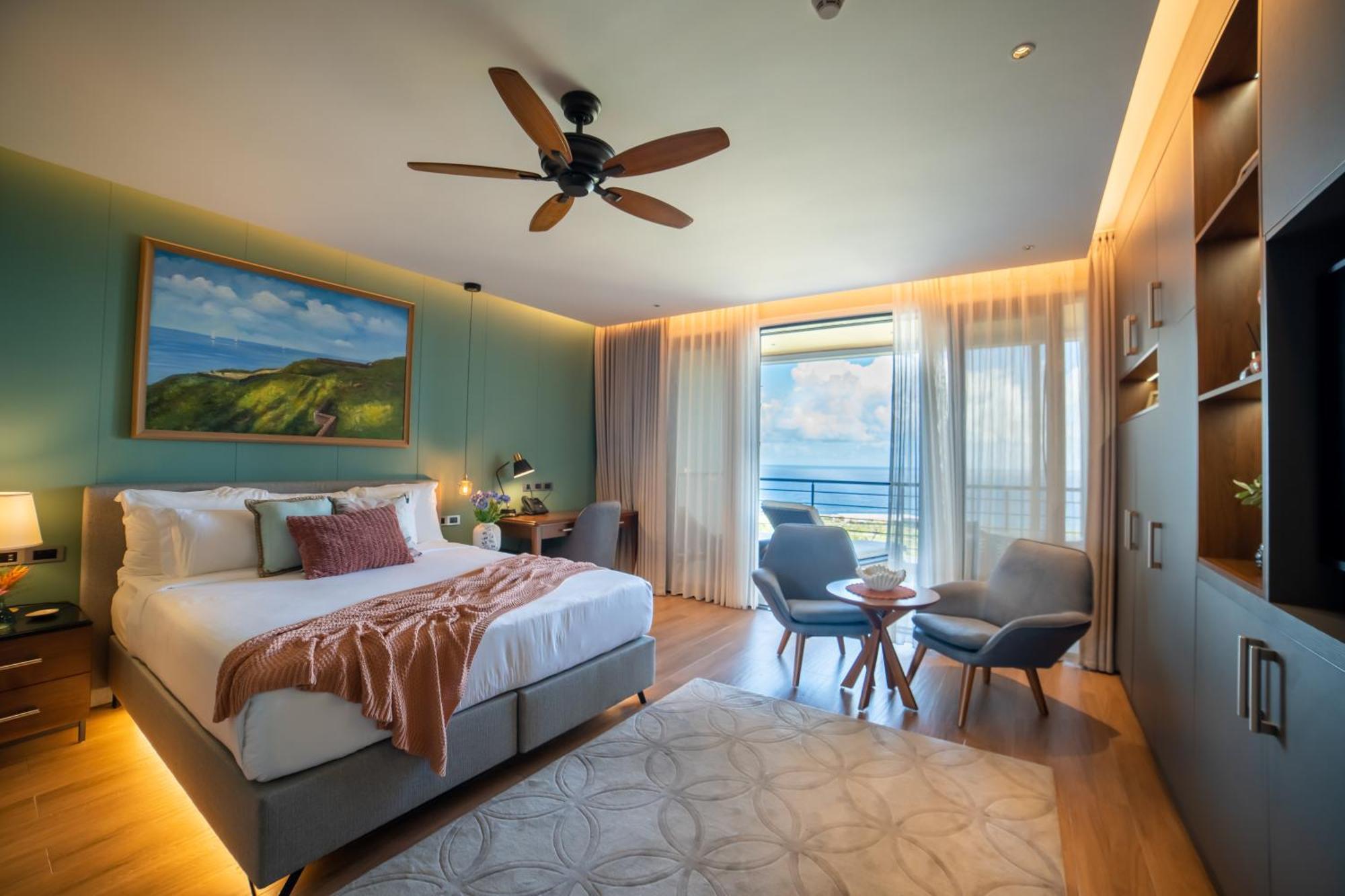 Deluxe Ocean Room First Floor