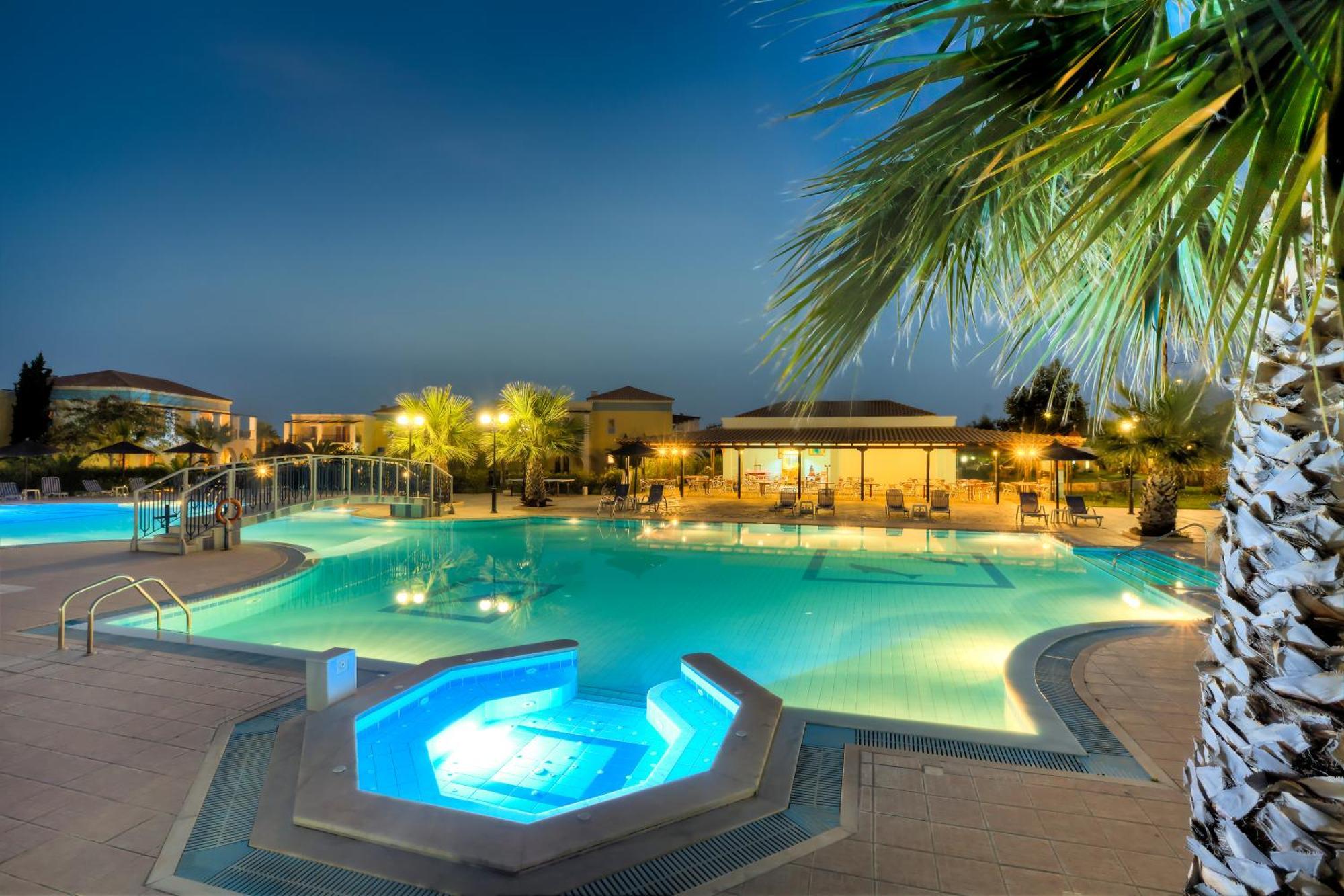 Double or Twin Room Pool View