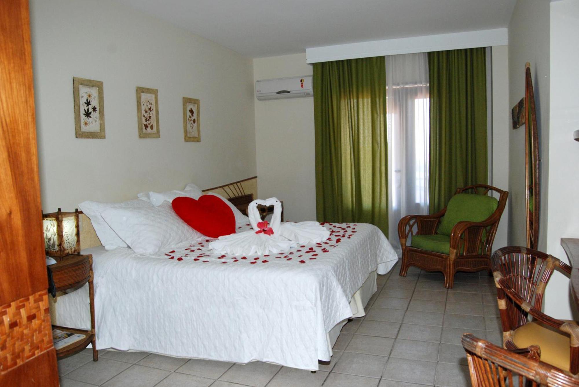 Honeymoon Suite
