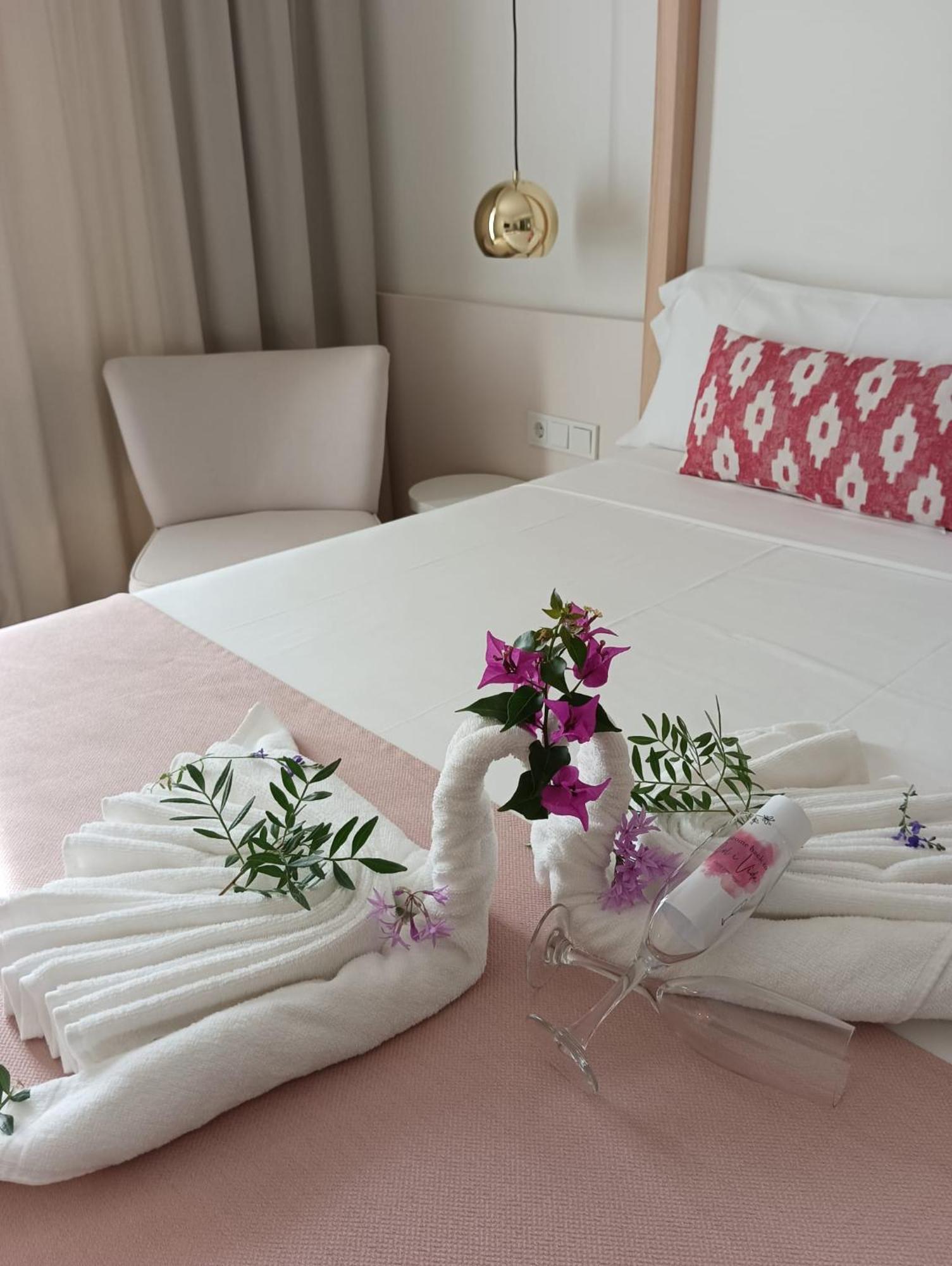 Quarto Duplo com Vista Jardim