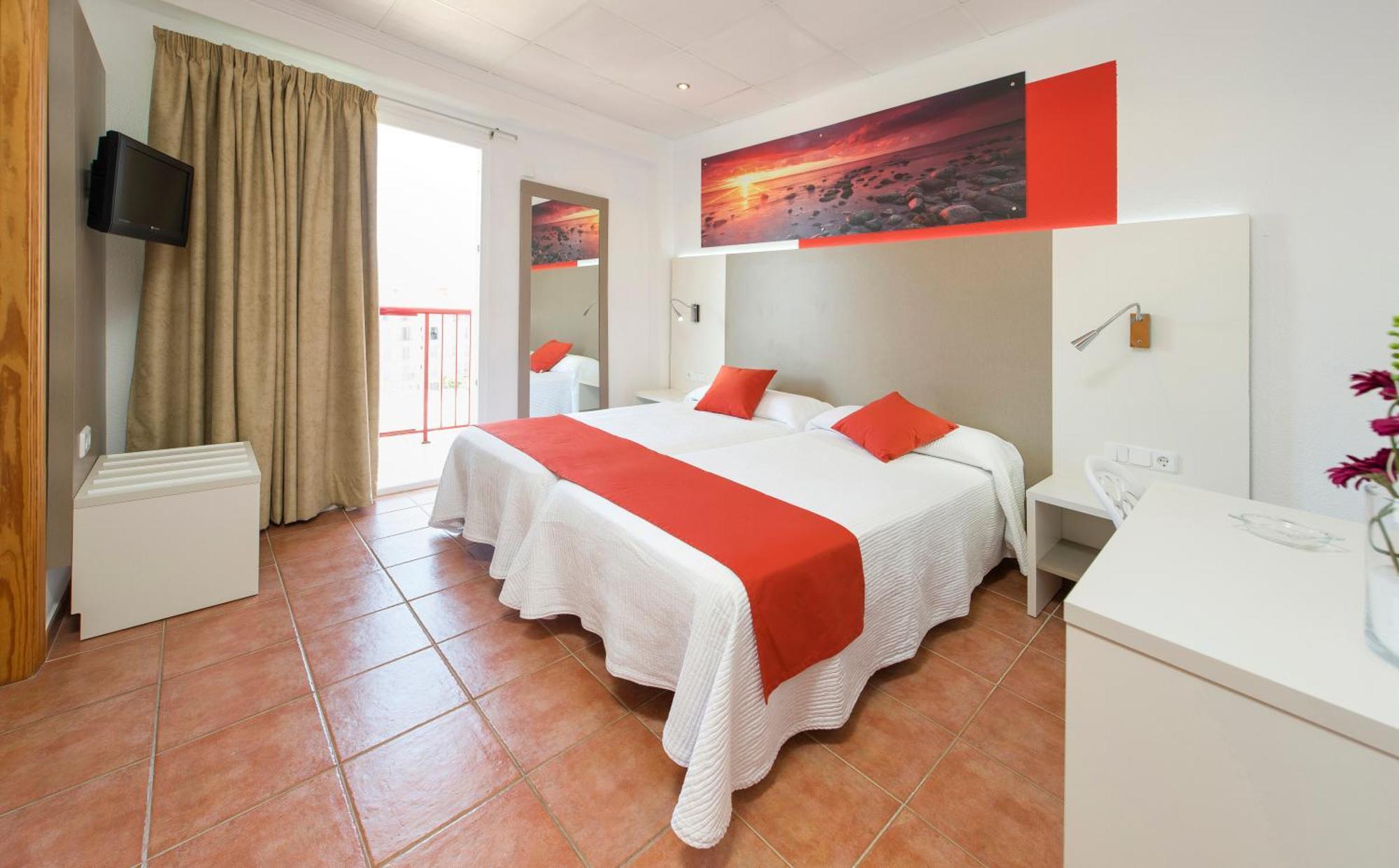 Twin Room Terrace