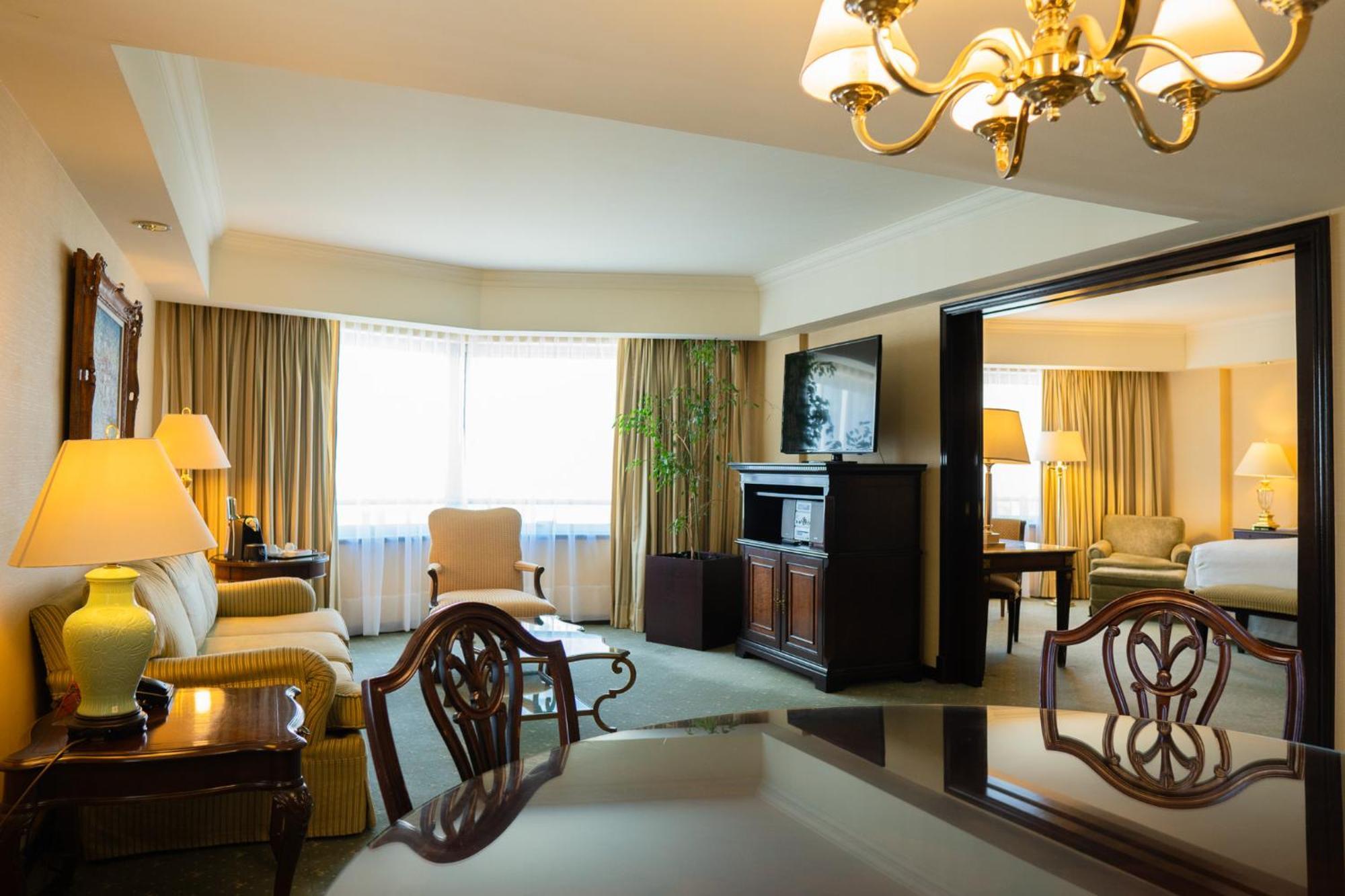 Club Suite Club lounge access 1 Bedroom Larger Suite King