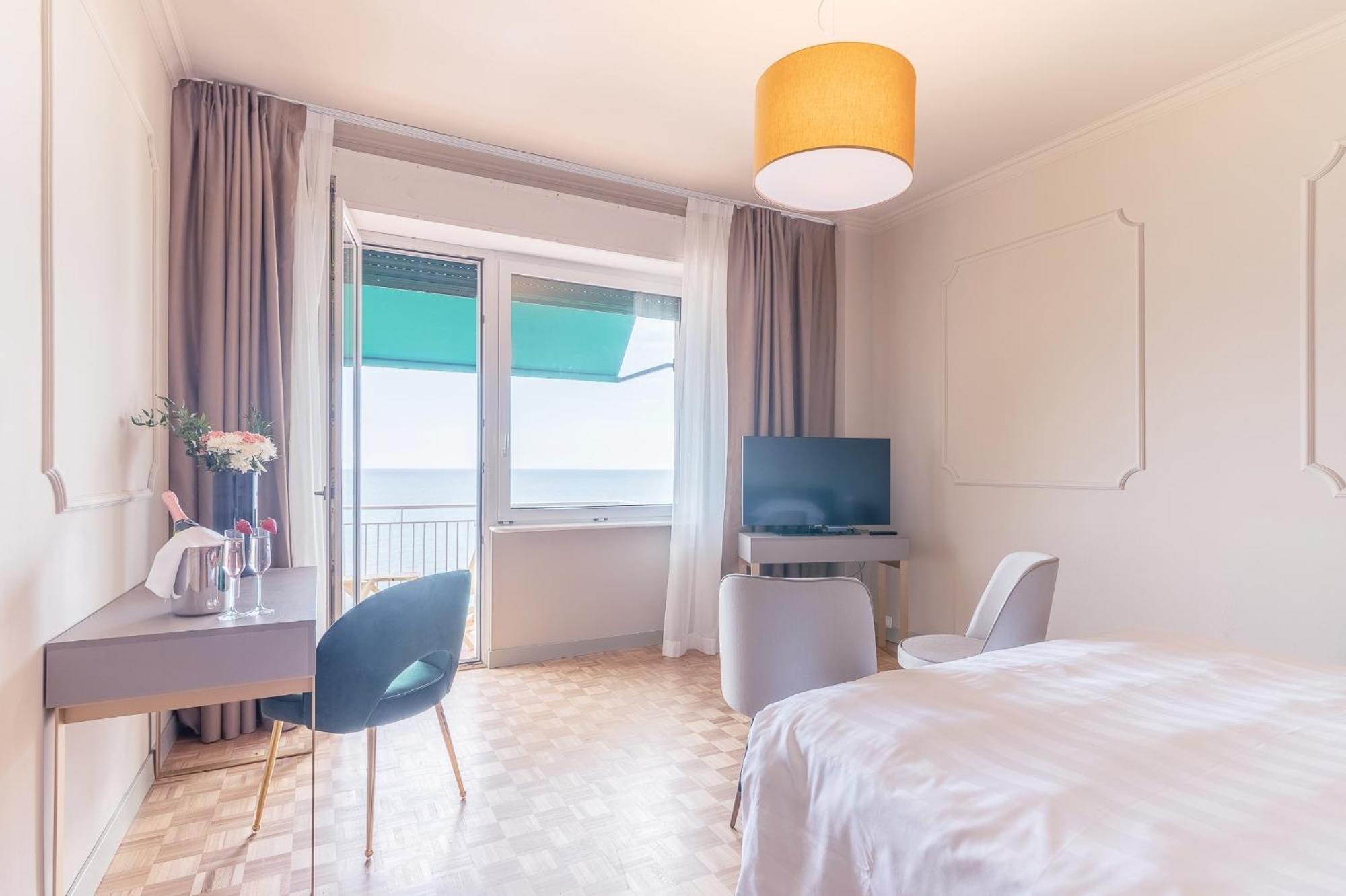 Panorama Room Balcony