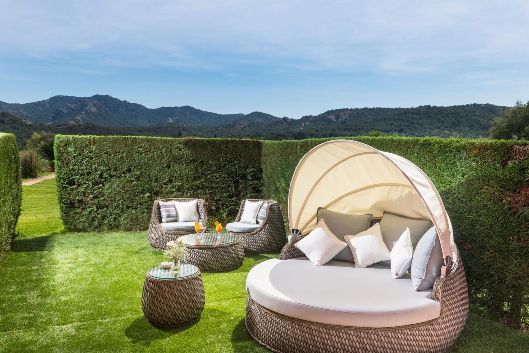 Double Room Private Garden Spa Access