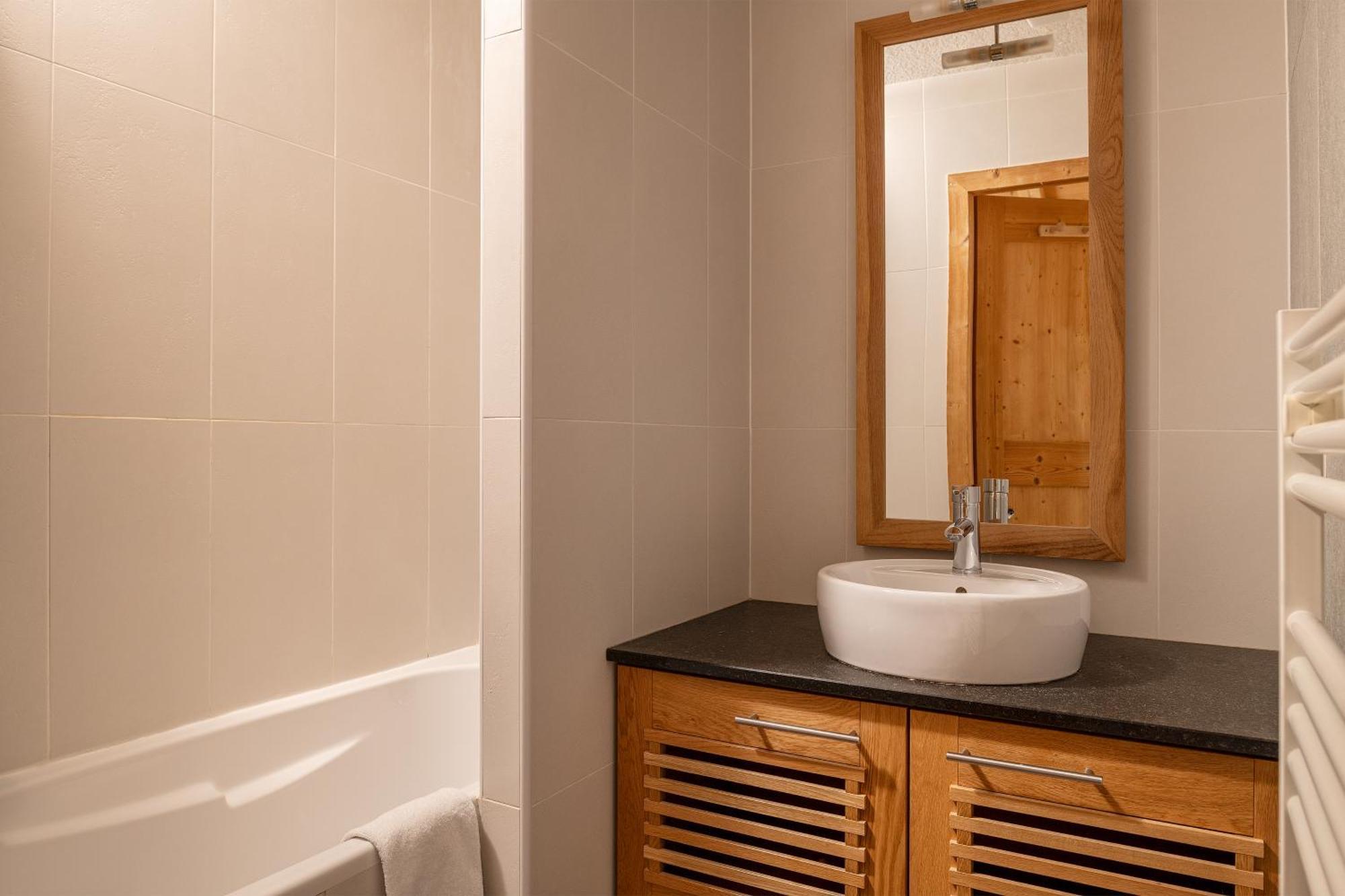 2 Bedroom Apartment Penthouse max,1588070063:JPEG