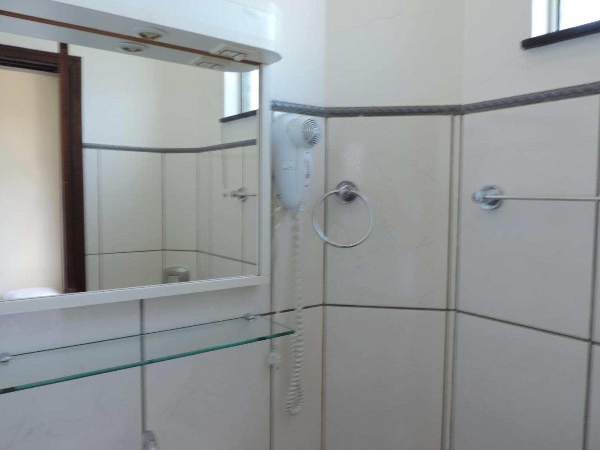 Quarto Quádruplo Standard