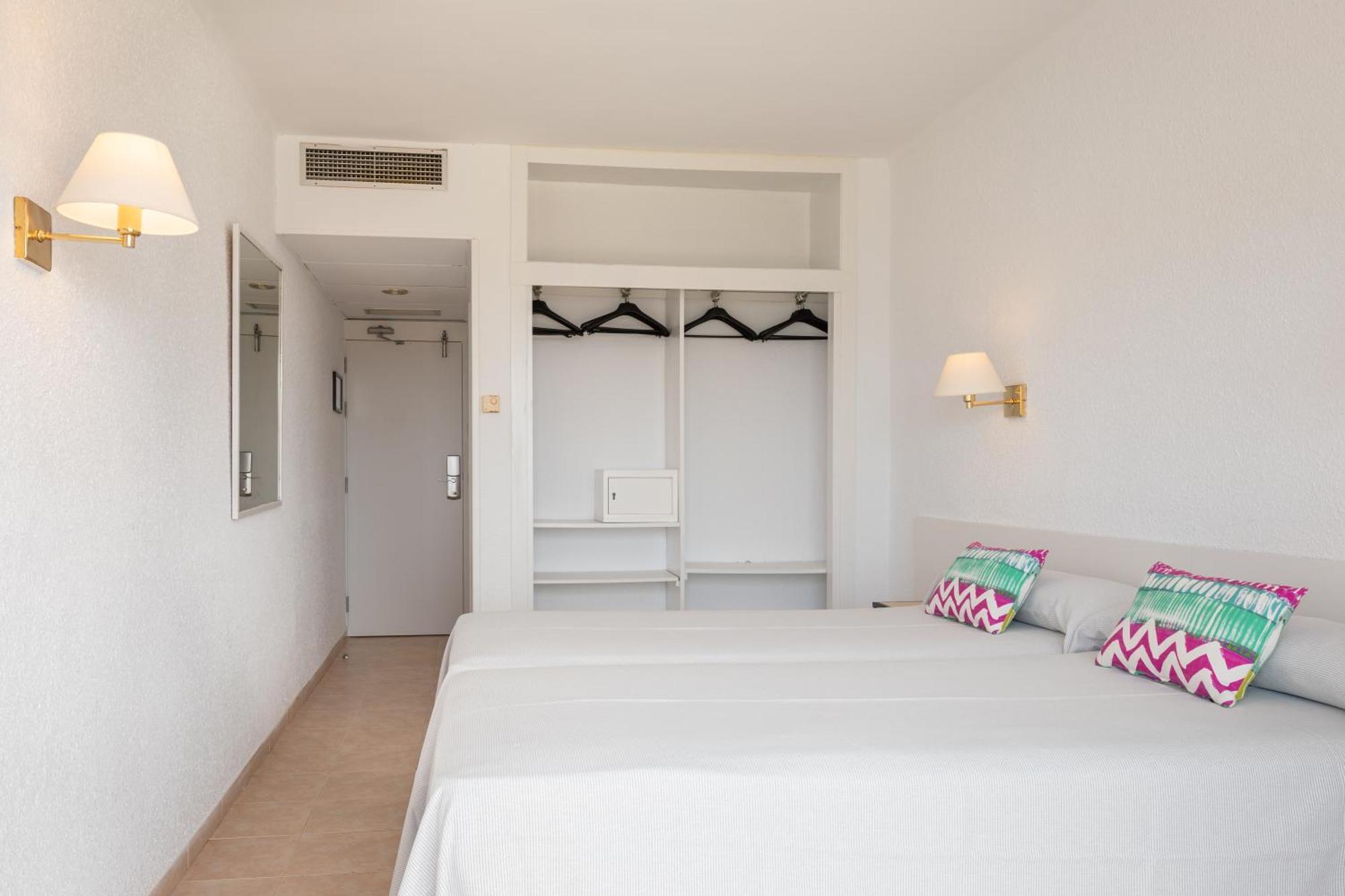 Double Room Extra Bed Pool View