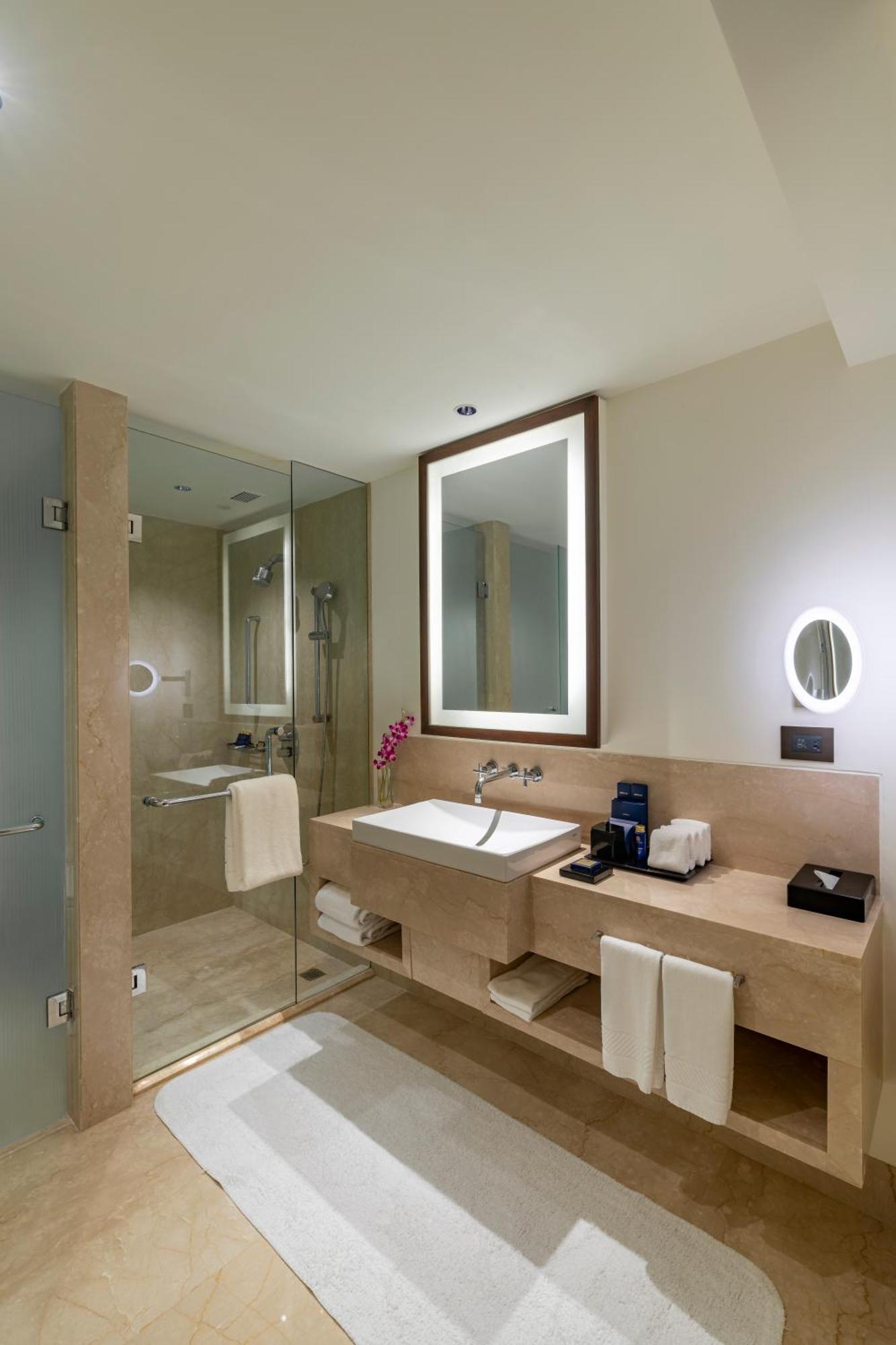 Luxury Bay View Room