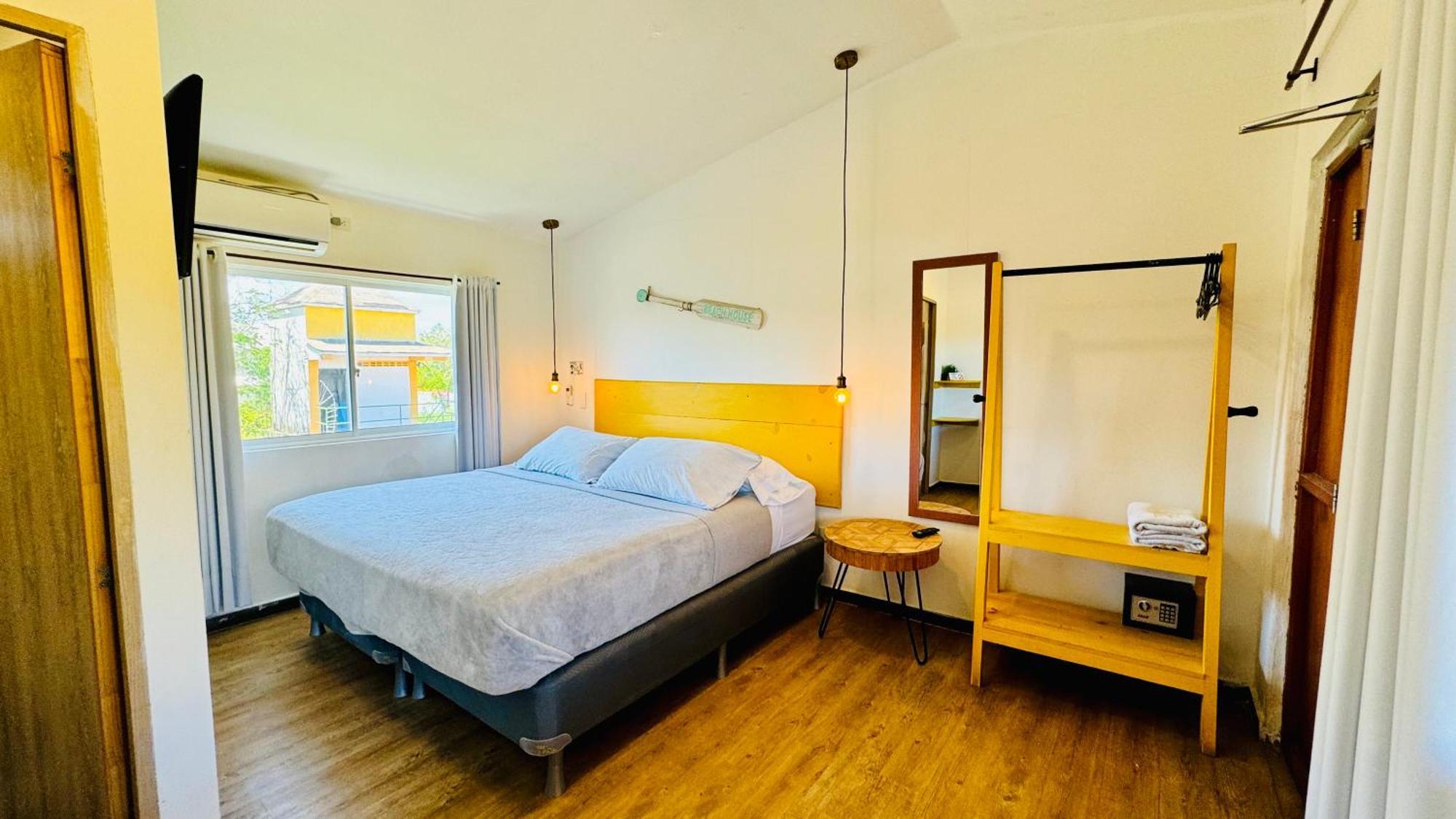Double Room Private Bathroom