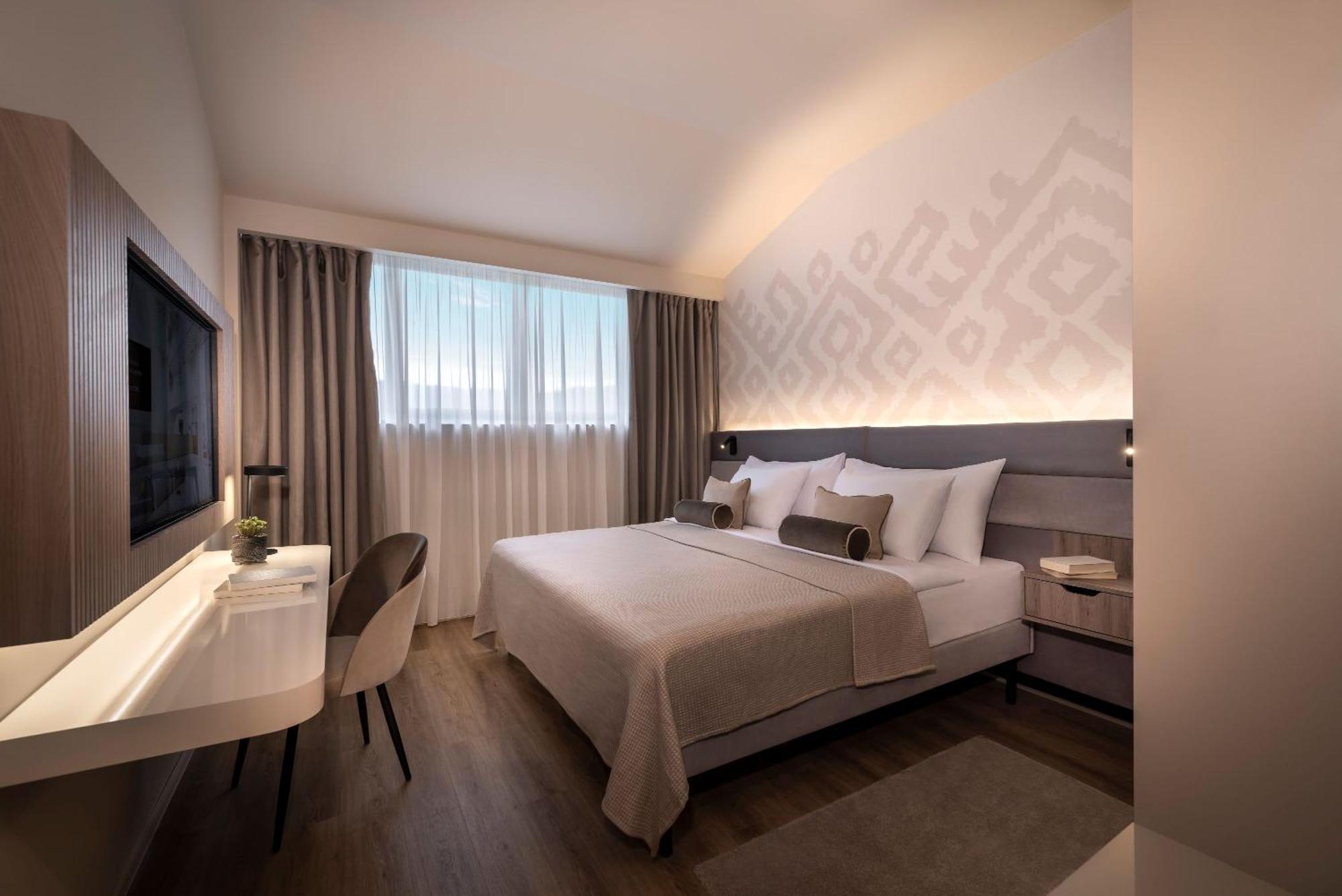 V level Suite 22 Seaview