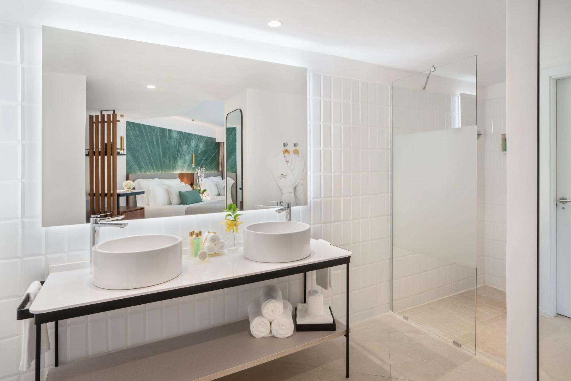 Habitación Doble Deluxe con vistas al jardín