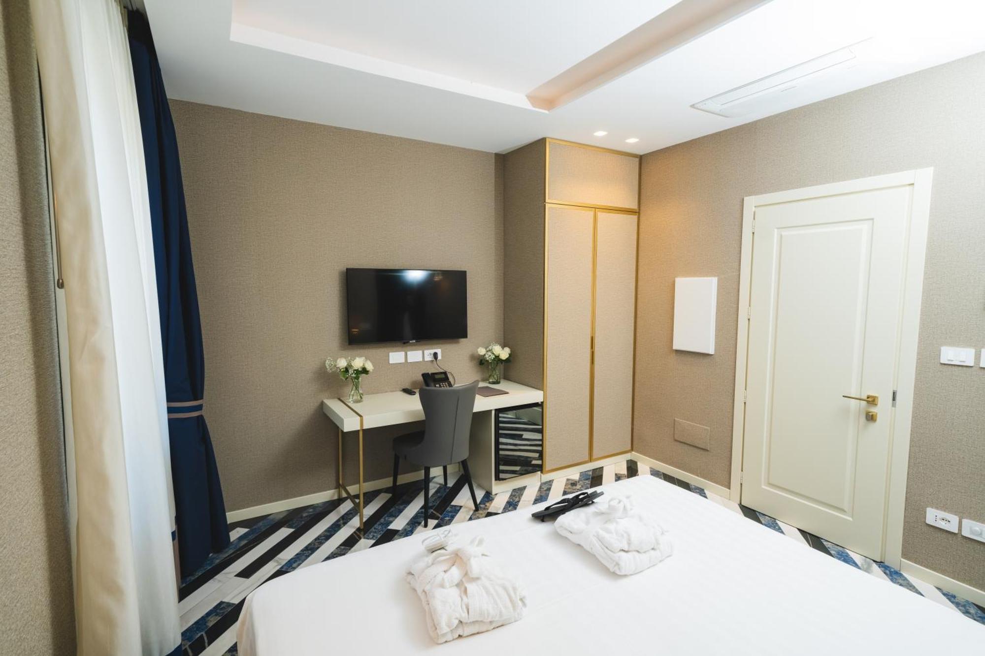 Standard Double or Twin Room,1592875466:JPEG