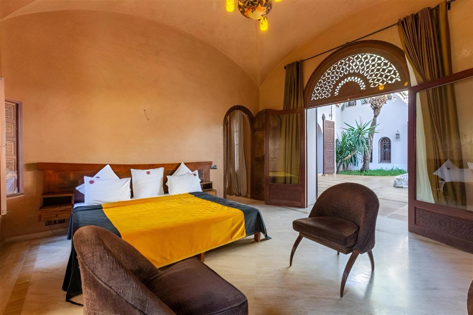 Deluxe King Room,1593153873:JPEG
