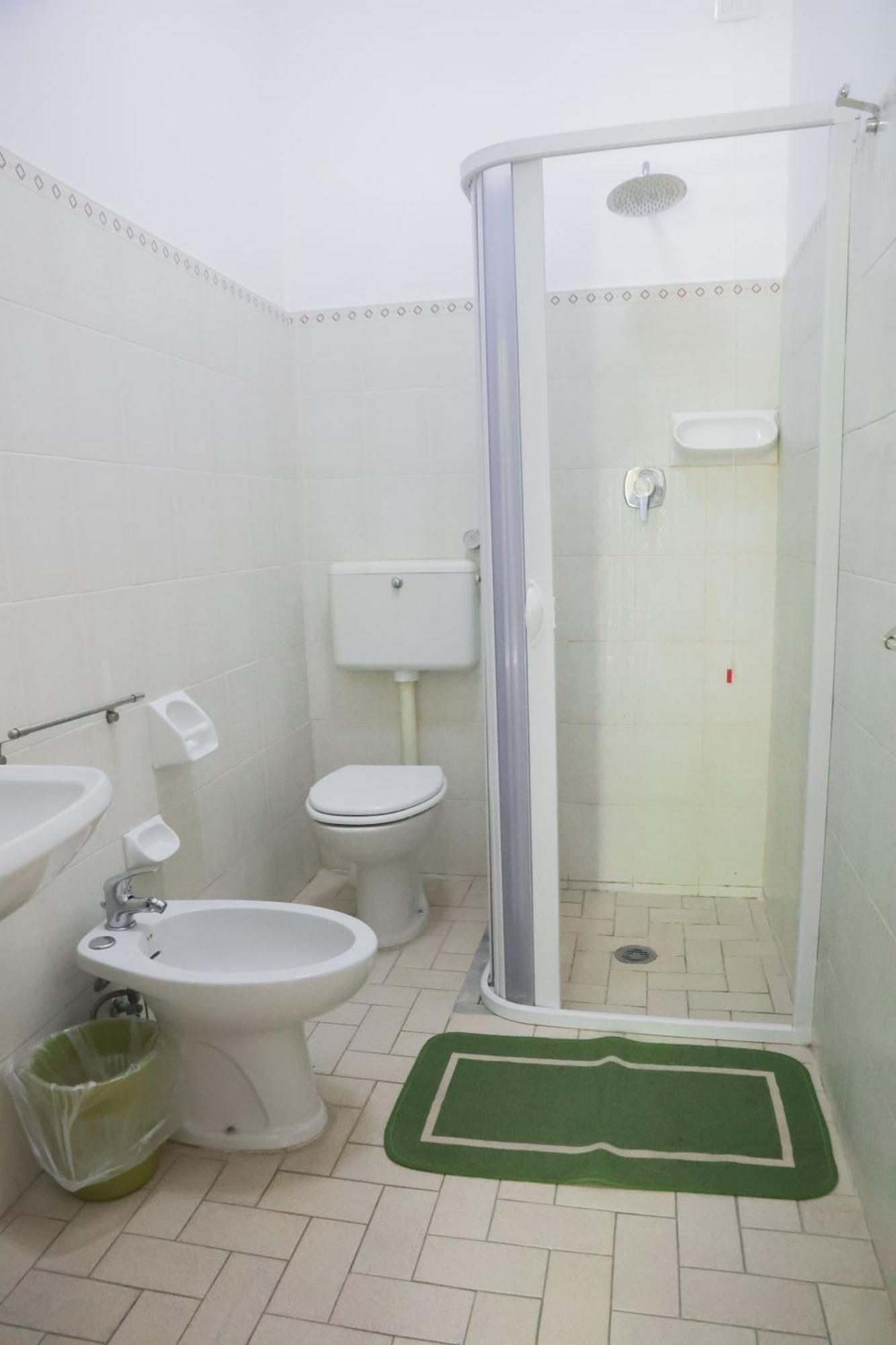Single Room,1593683311:JPEG