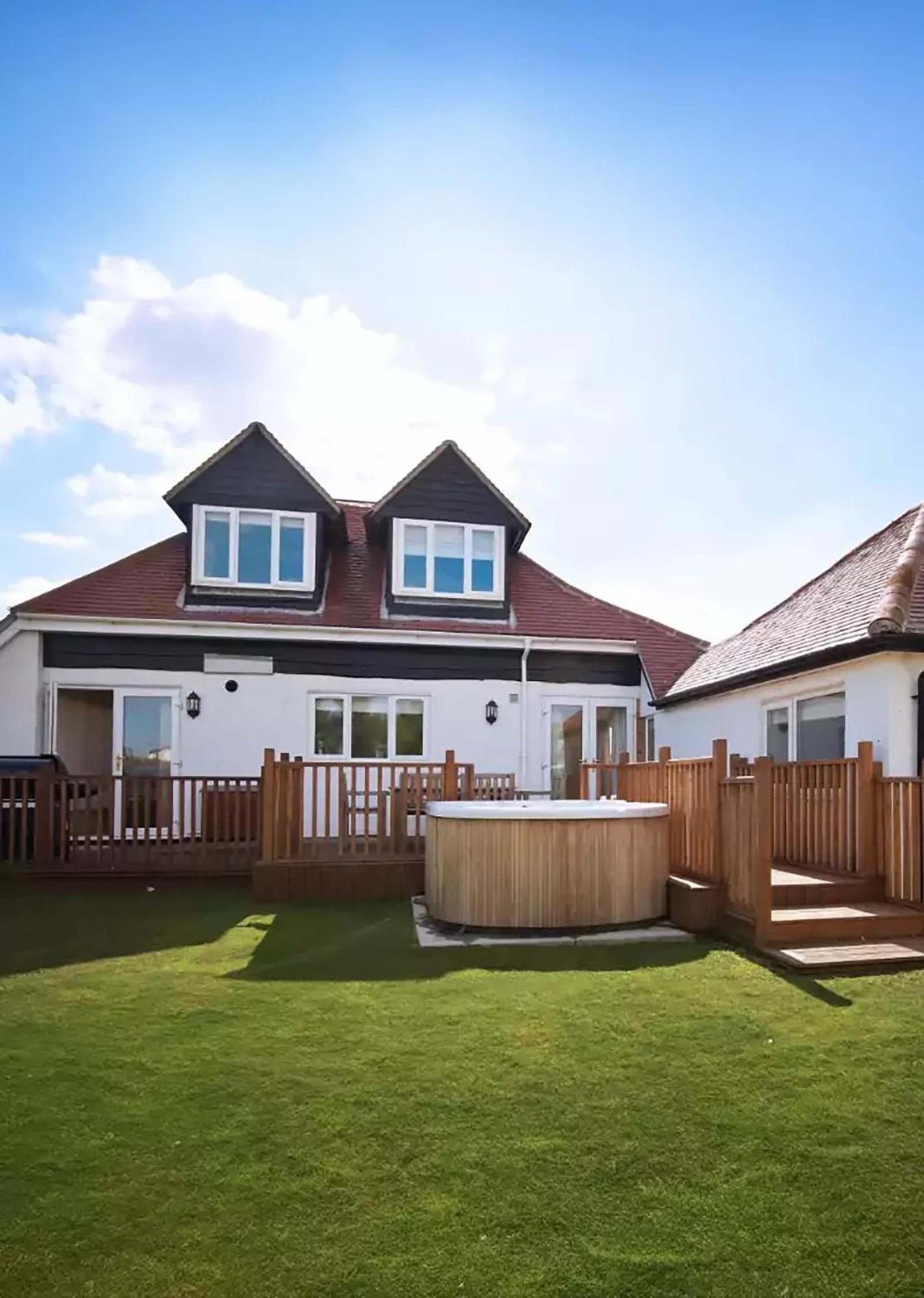 Anchordene House