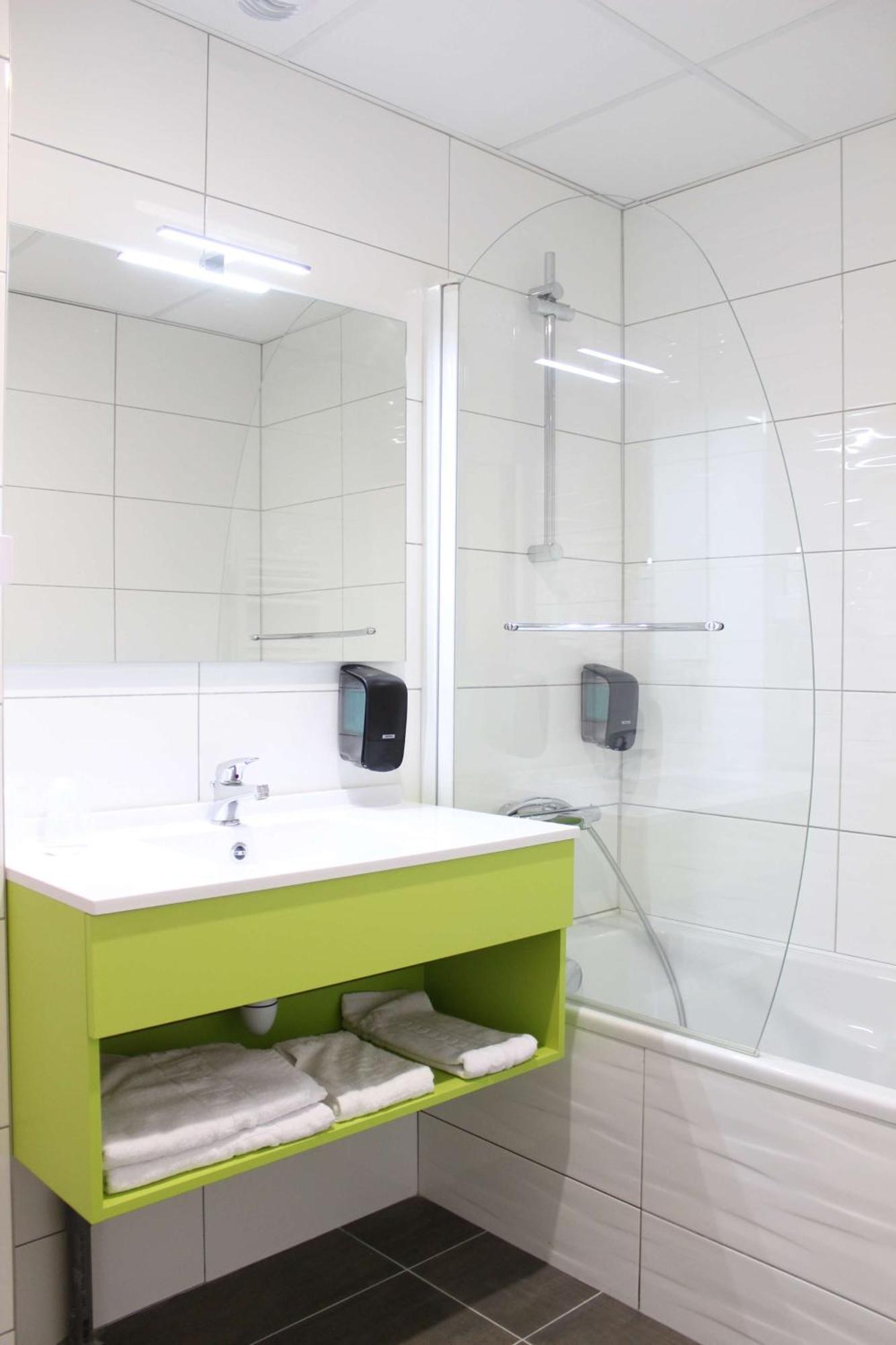 Chambre Double Standard (1 Adulte)