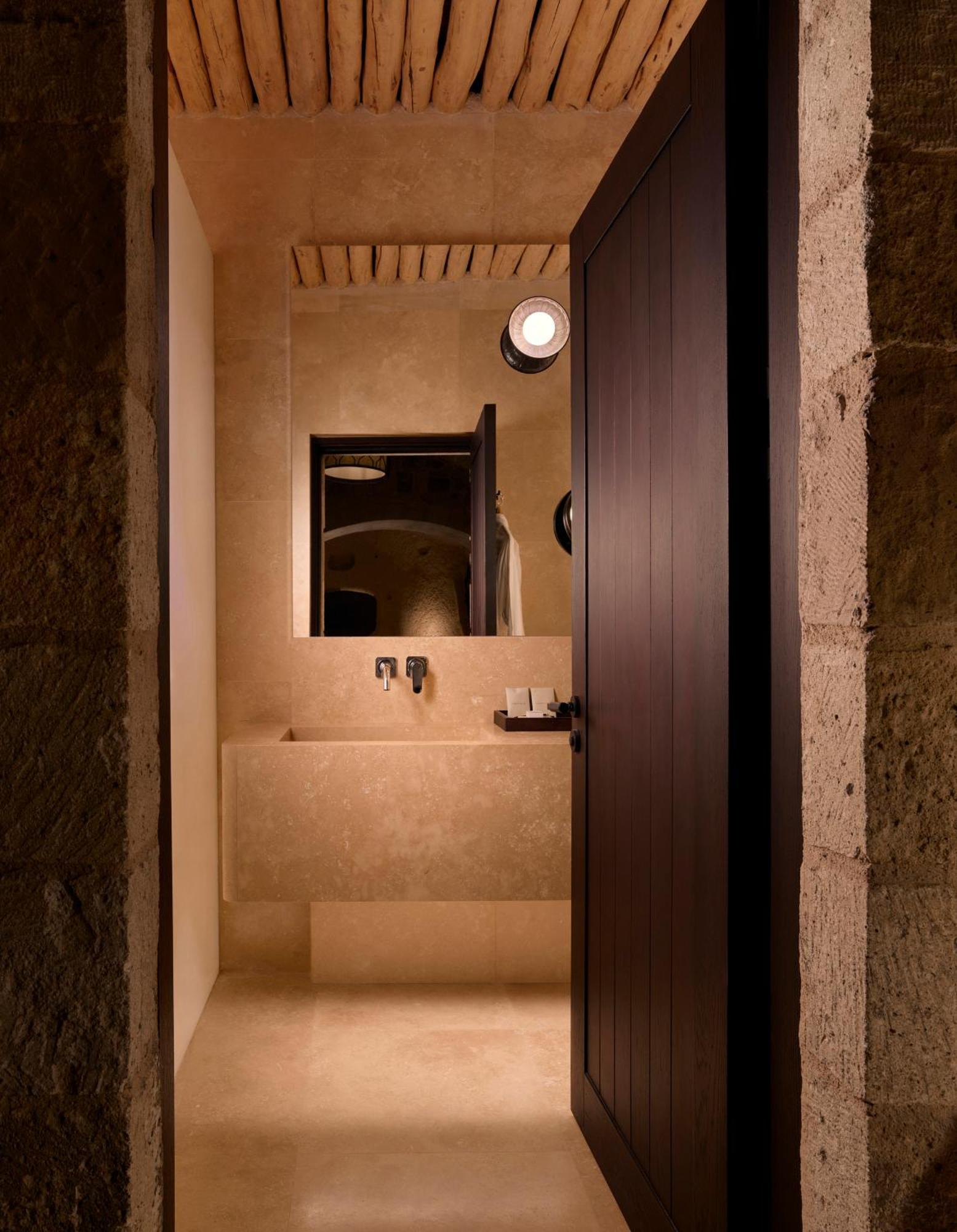 Stone Room,1597549133:JPEG
