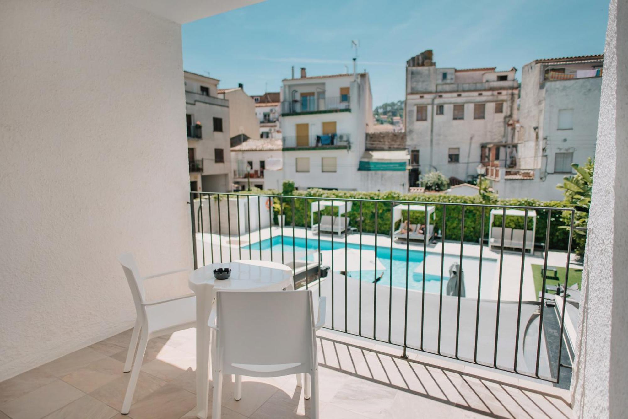 Superior Double or Twin Room Pool View