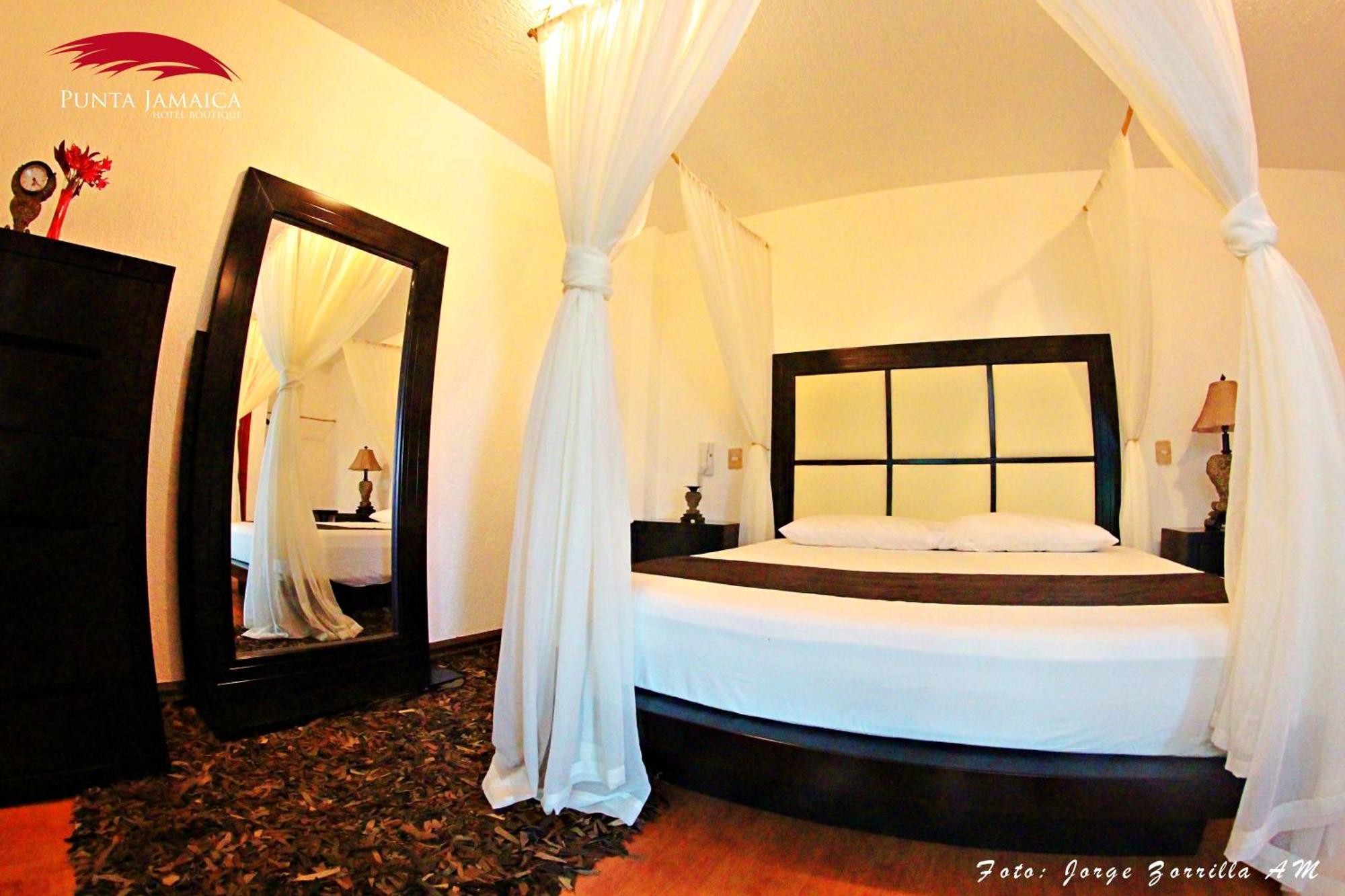 Standard King Room