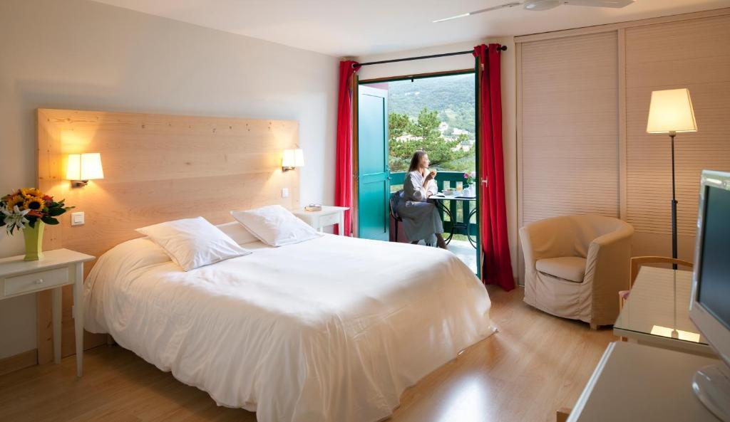 Basic Double Room,214487111:JPEG