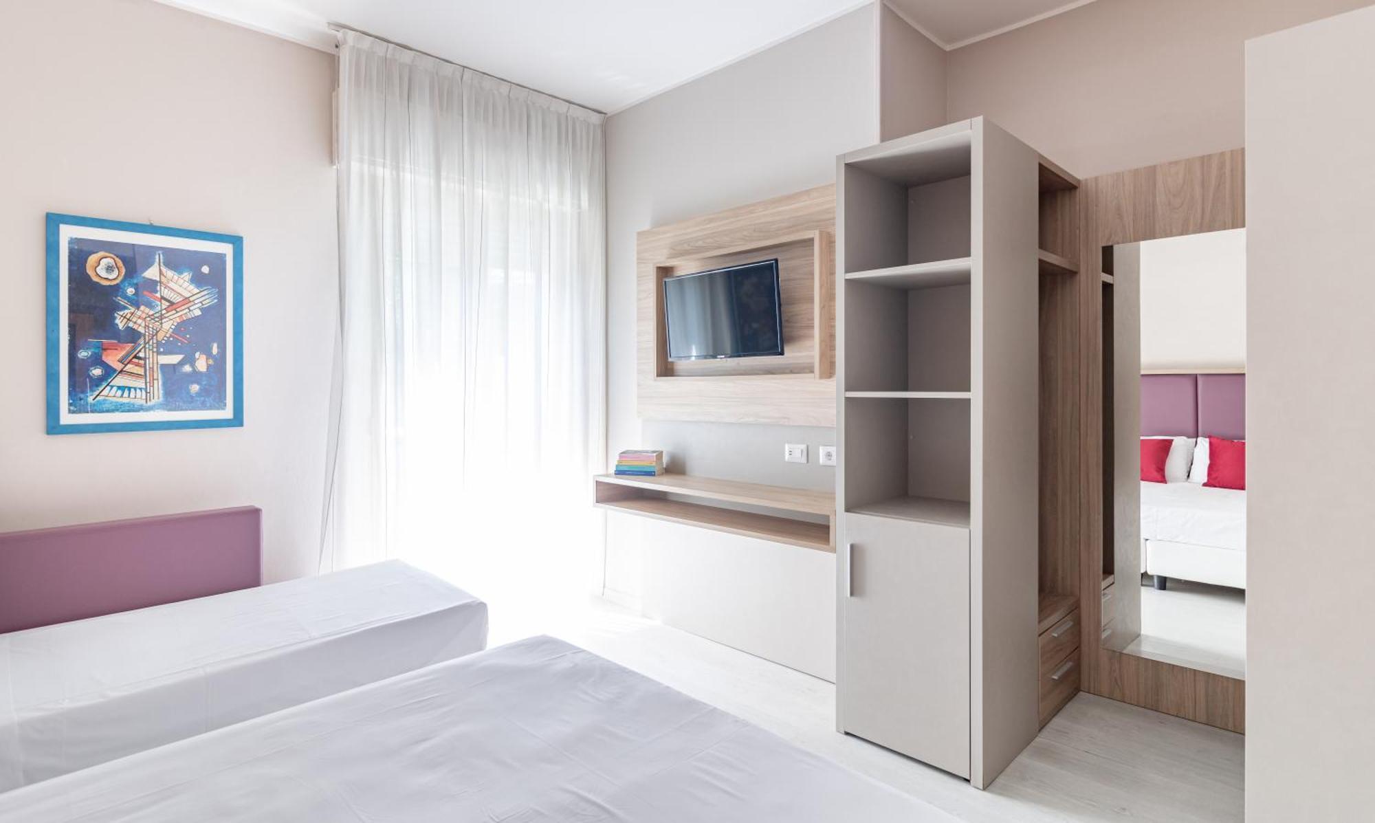 Economy Triple Room,1697793170:JPEG