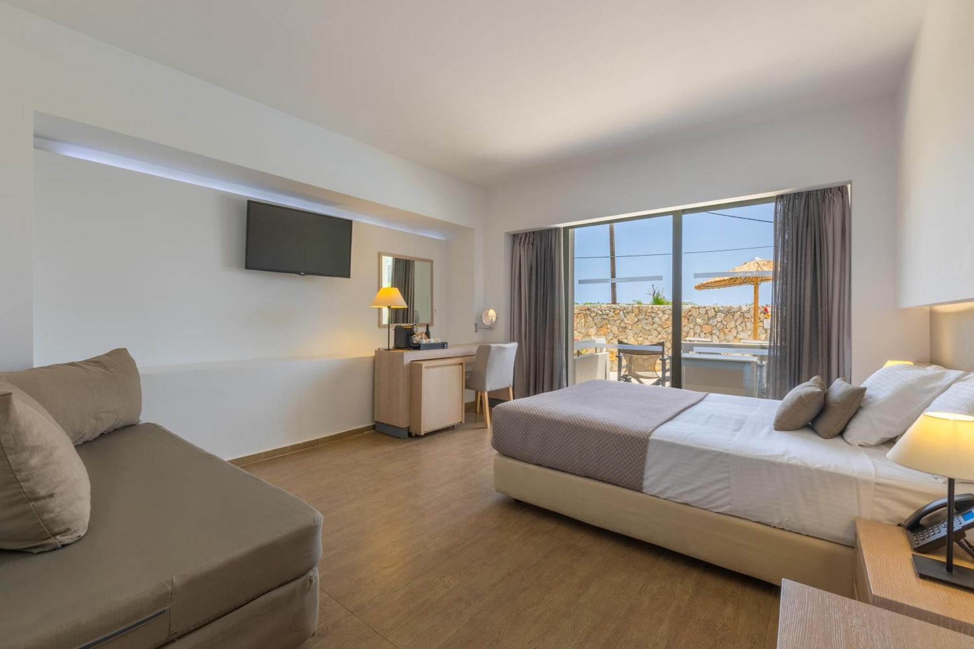 Double or Twin Room Swimming Pool Access,1603017233:JPEG