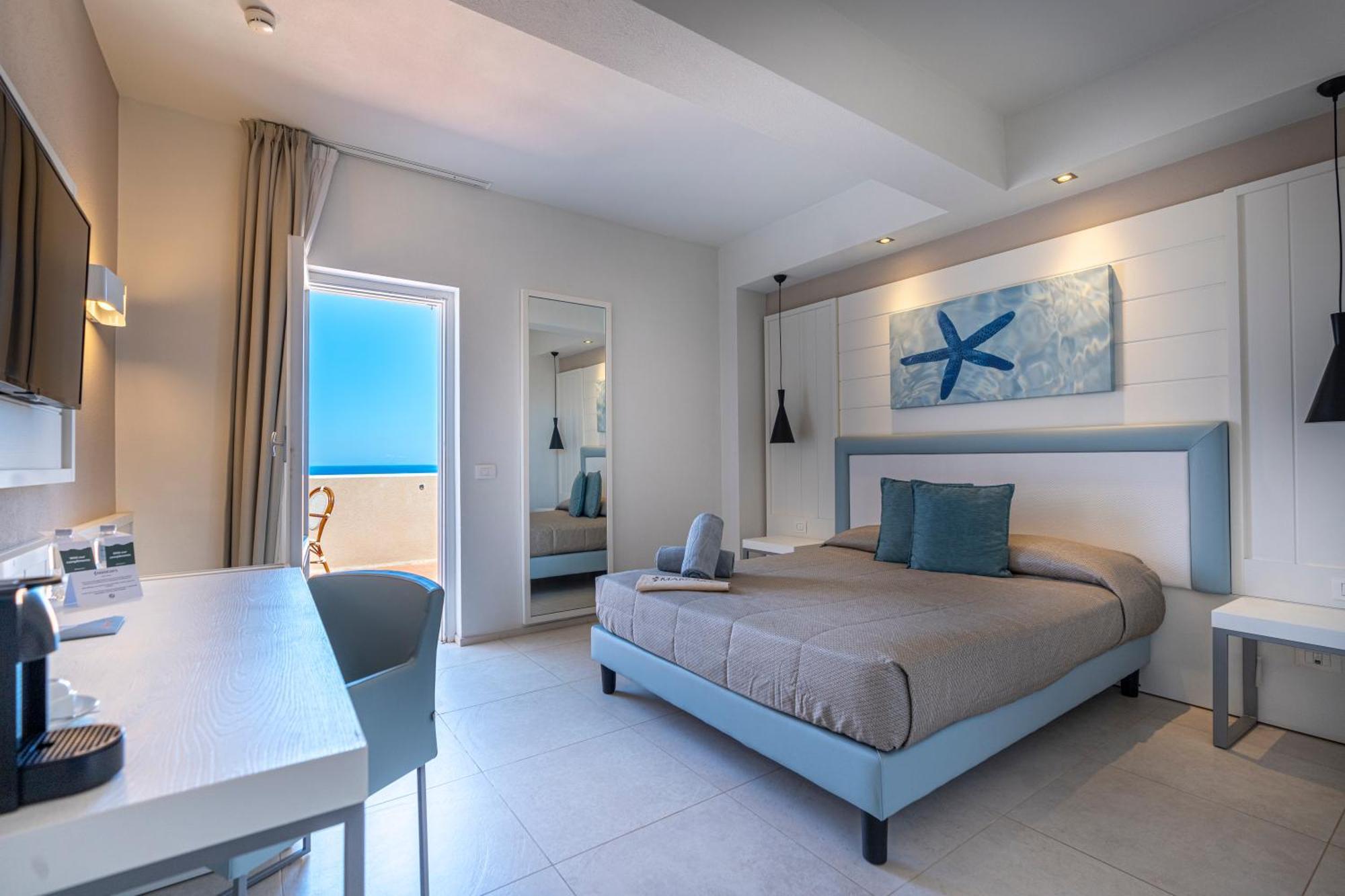 Superior Double Room Sea View