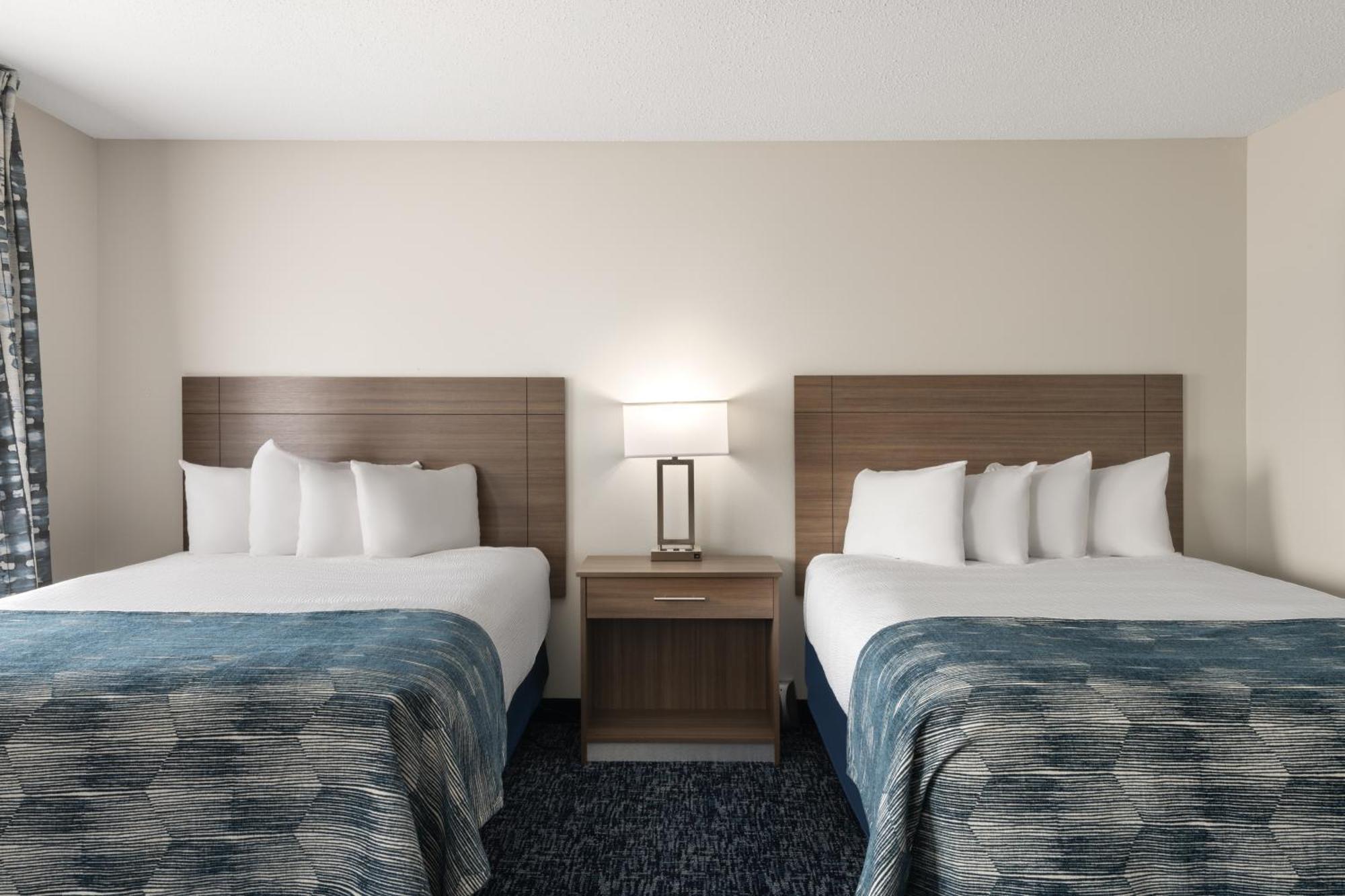 Queen Room Two Queen Beds Non-Smoking