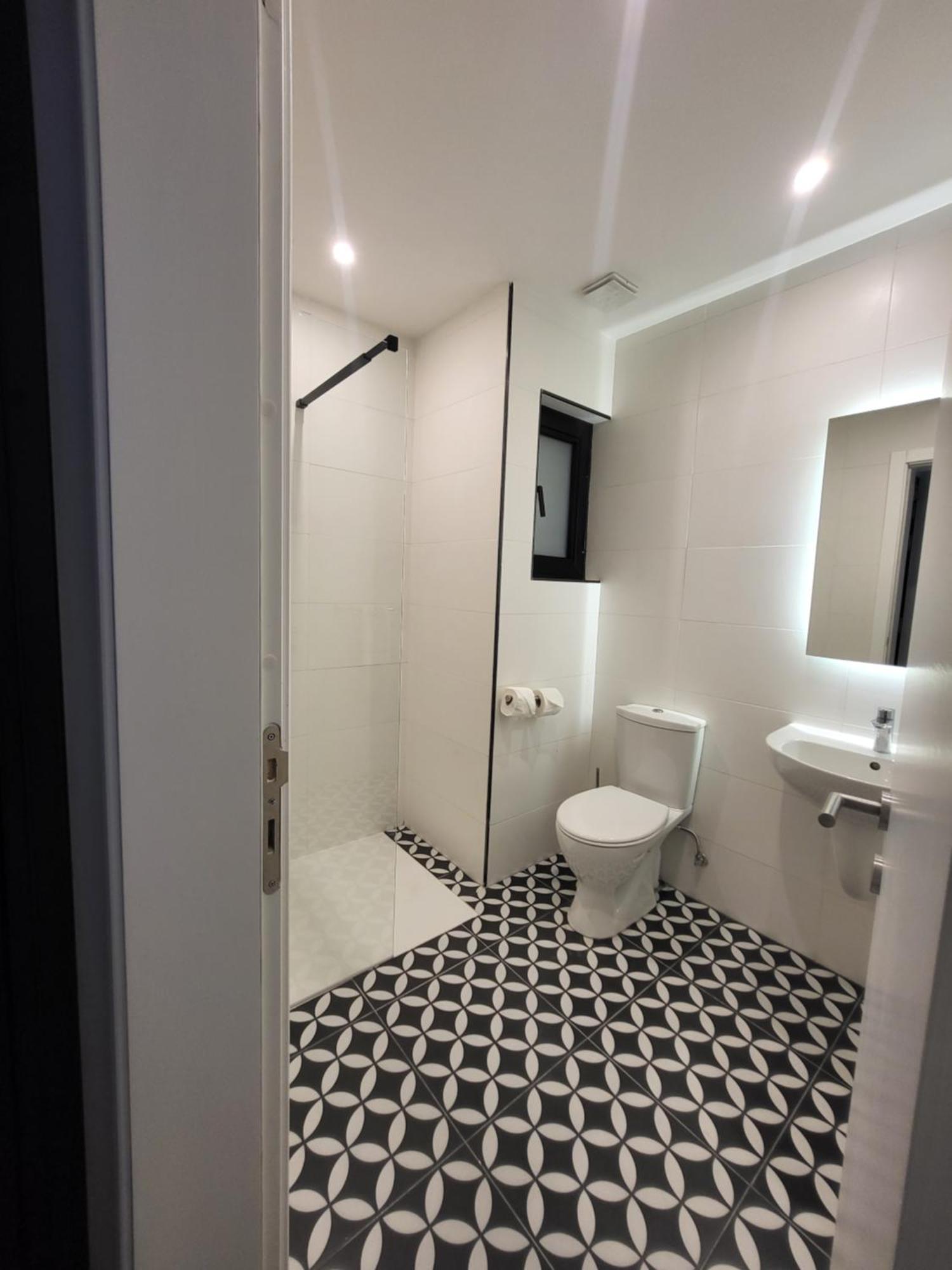 Chambre Double ou Lits Jumeaux - Vue Partielle sur Mer
