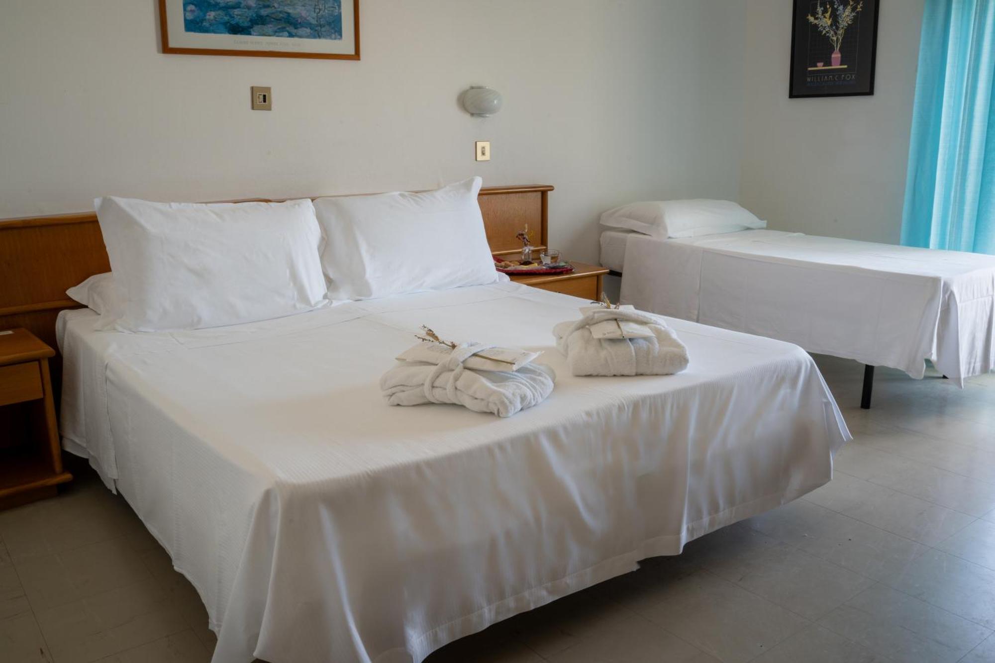 Double Room Sea View,1608790861:JPEG