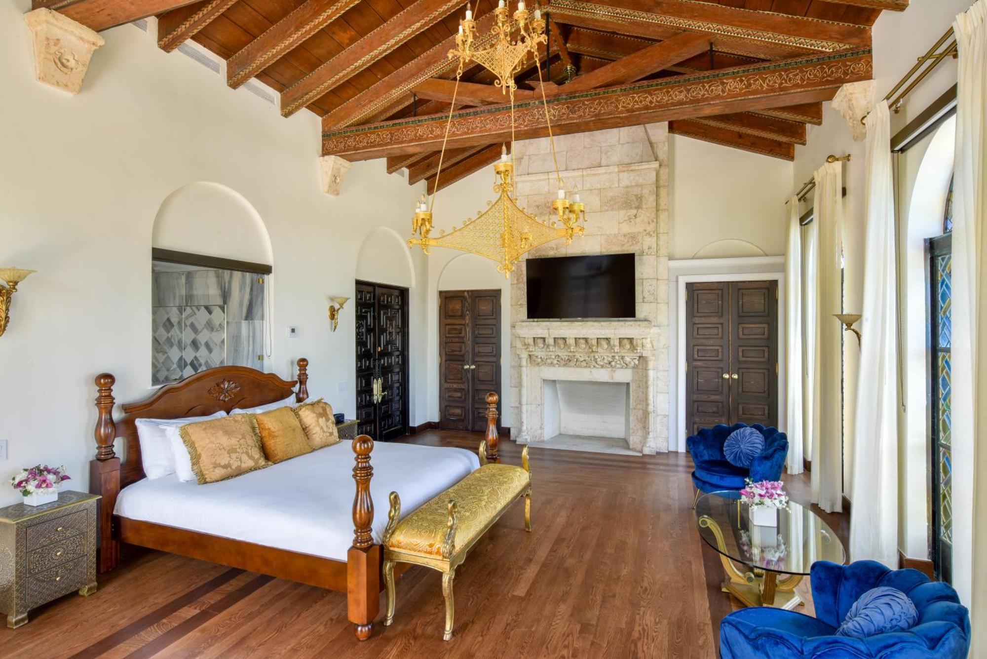 King Suite