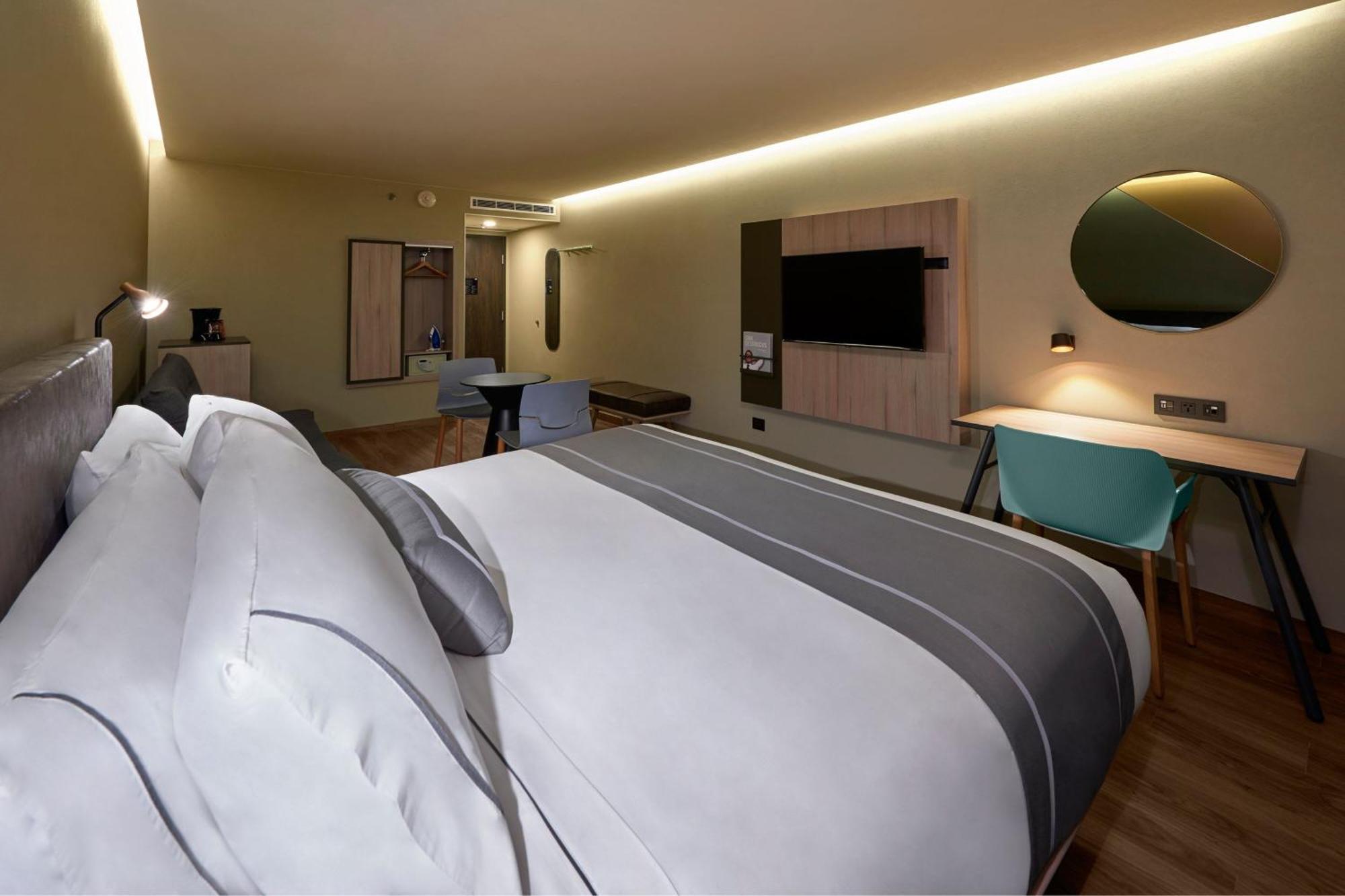 King Suite Sofa Bed