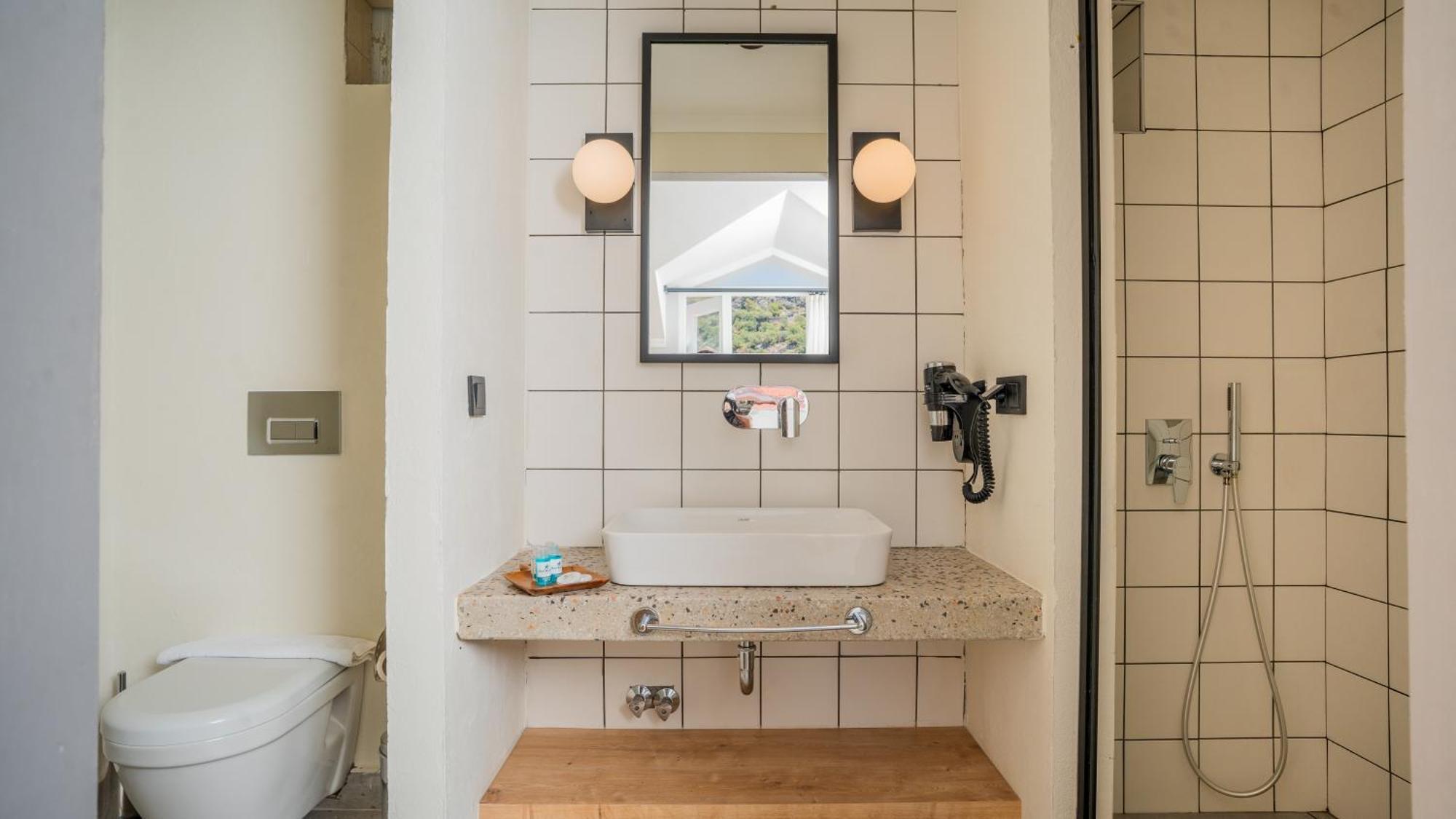 Deluxe Double Room with Bath