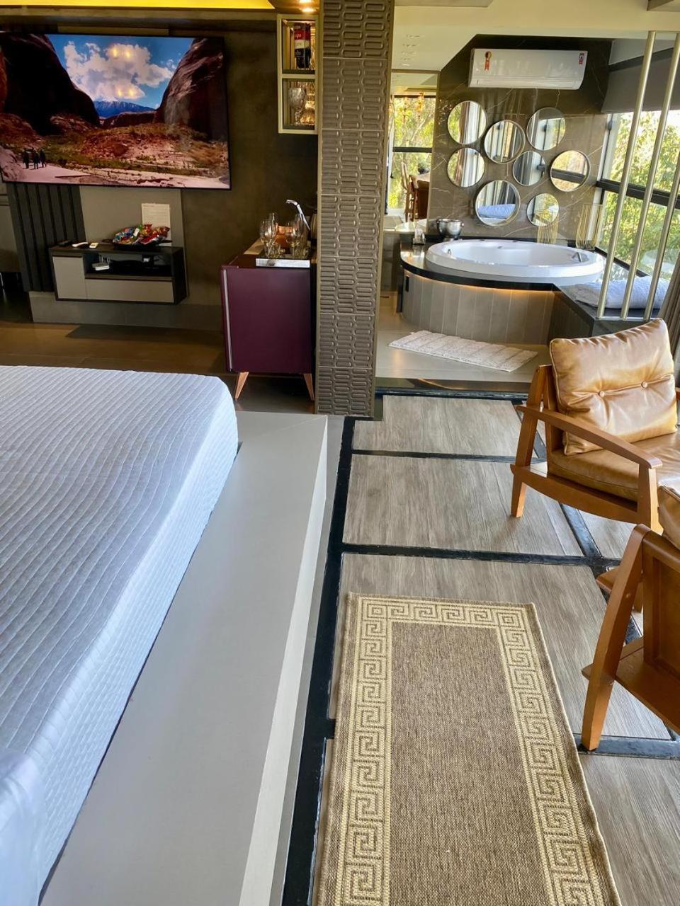 Quarto King com Vista para a Montanha