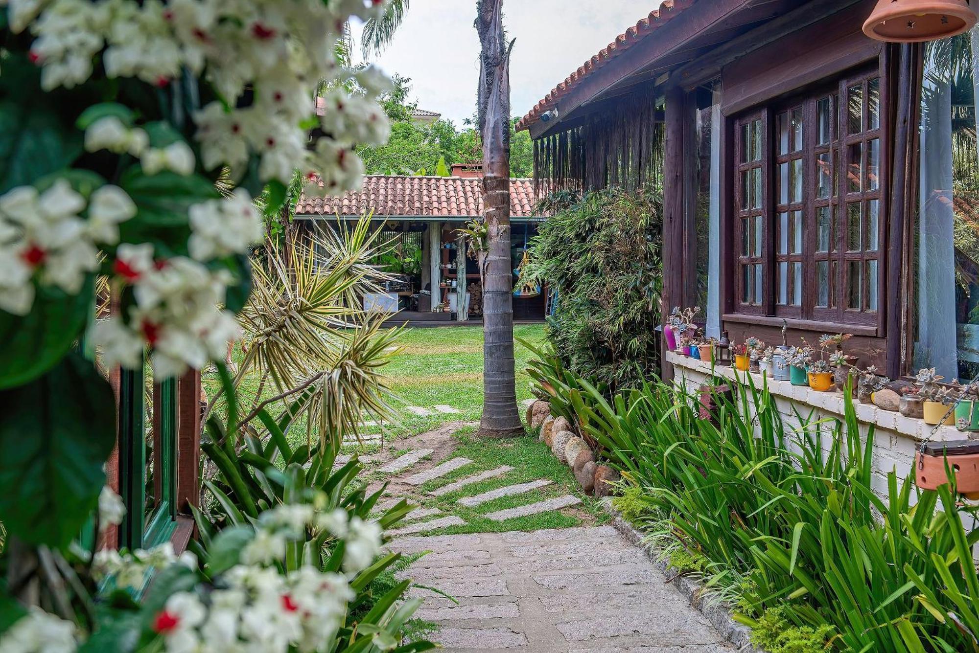 Bungalow Patio